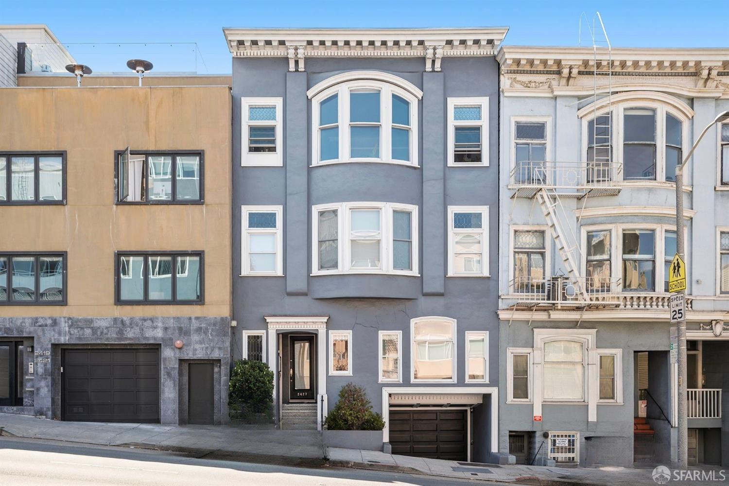 2429 Franklin Street