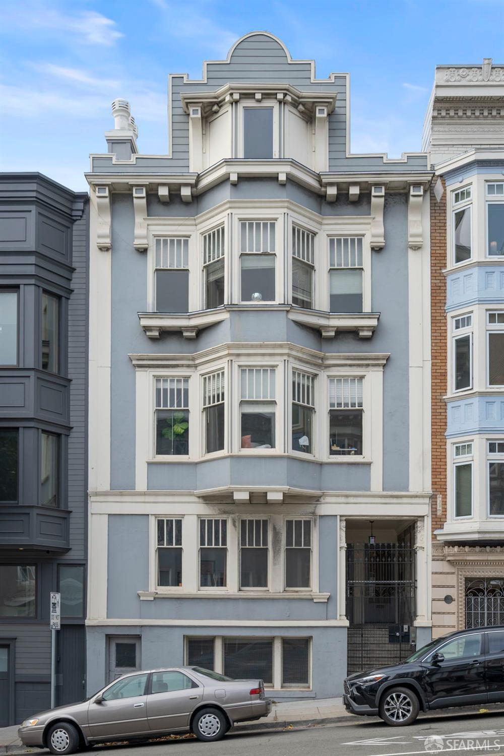 1272-1276 California Street