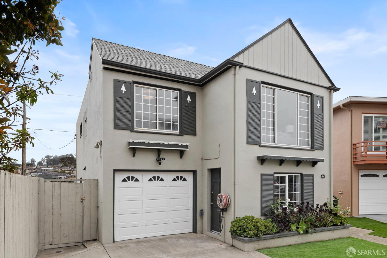 88 Fairlawn Court