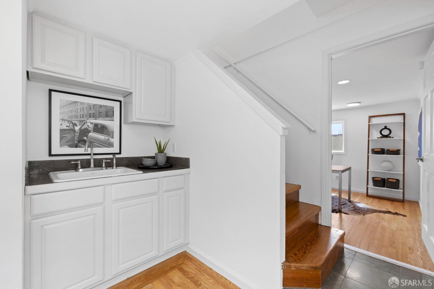 88 Fairlawn Court