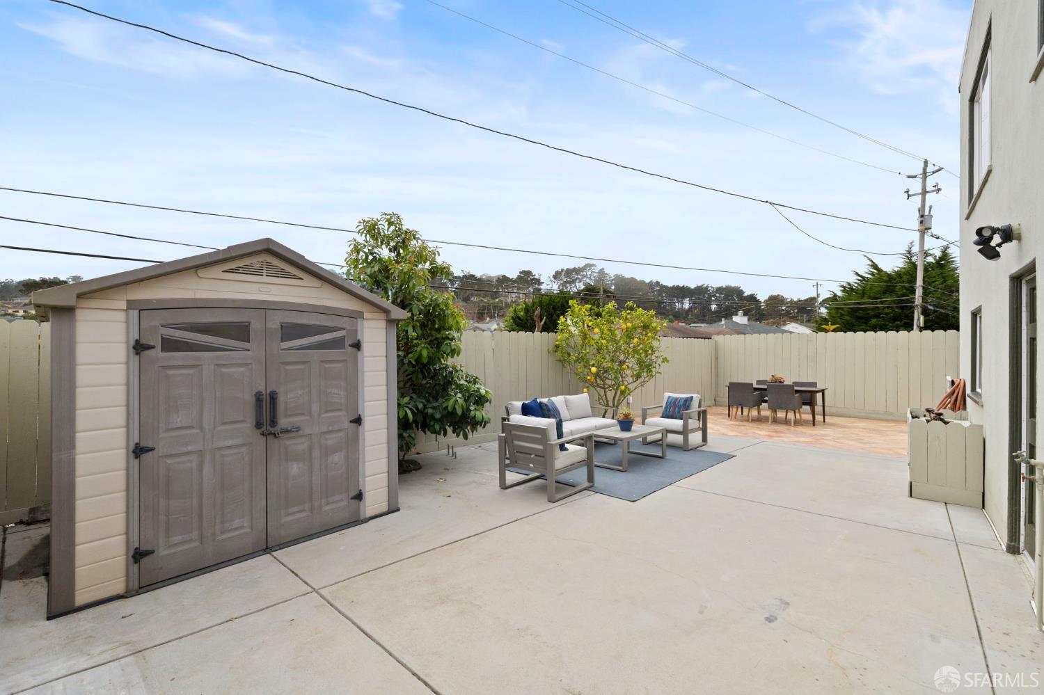 88 Fairlawn Court