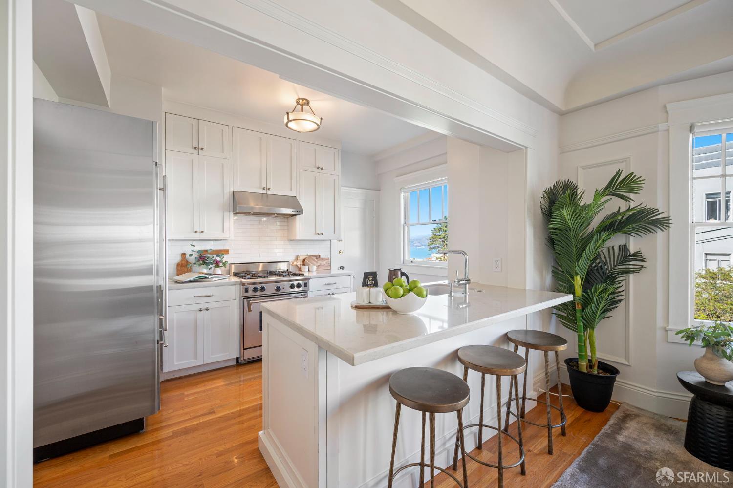 2363 Larkin Street # 34