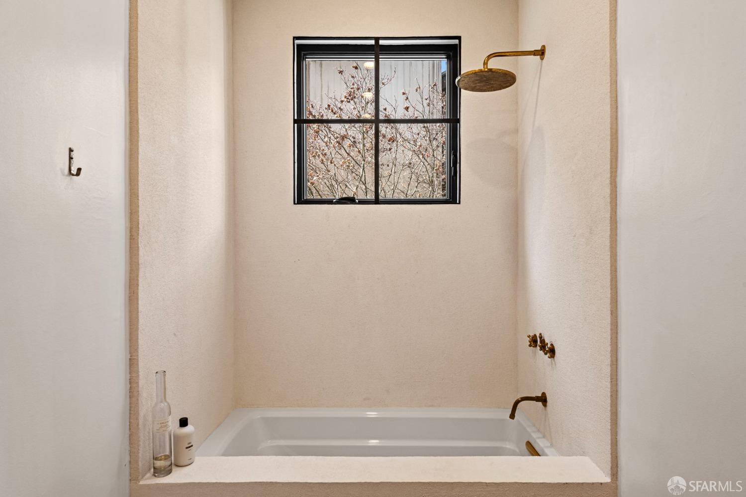 969 Hayes Street # 2