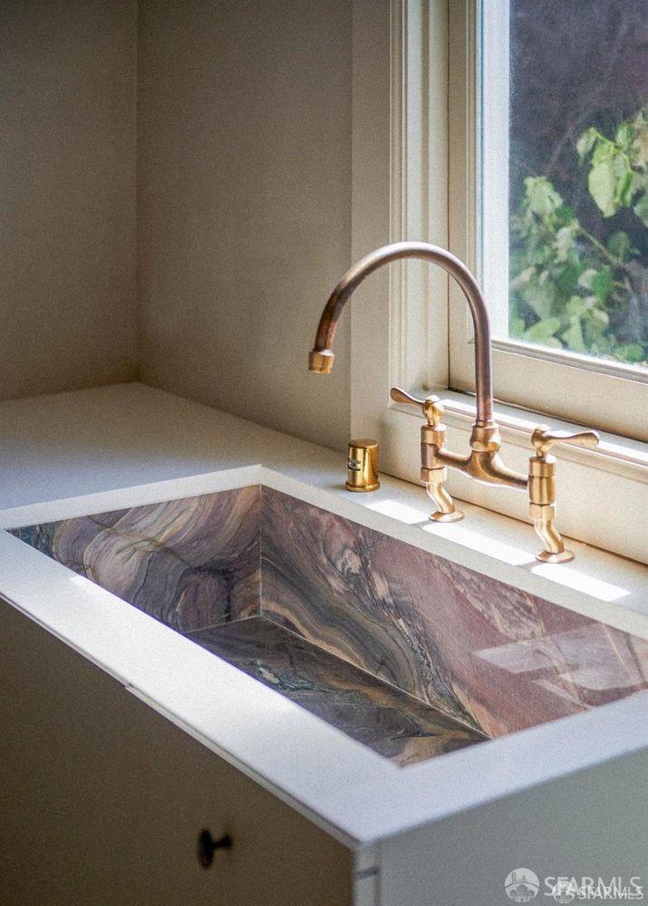 969 Hayes Street # 2