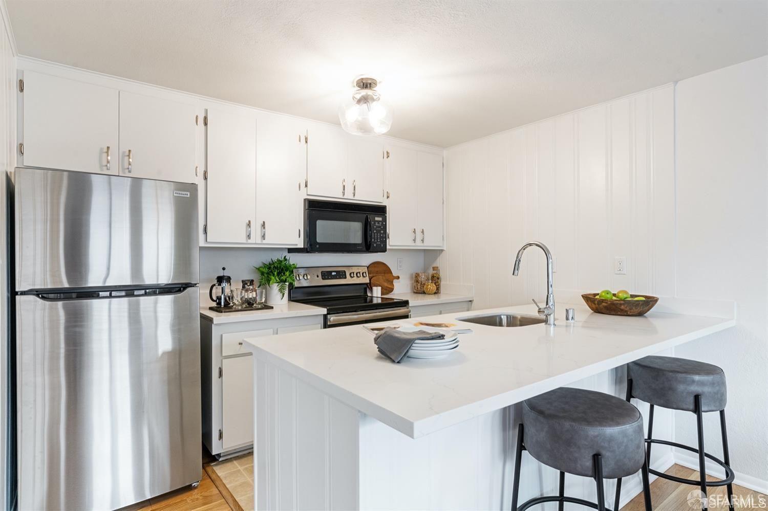 460 Francisco Street # 103