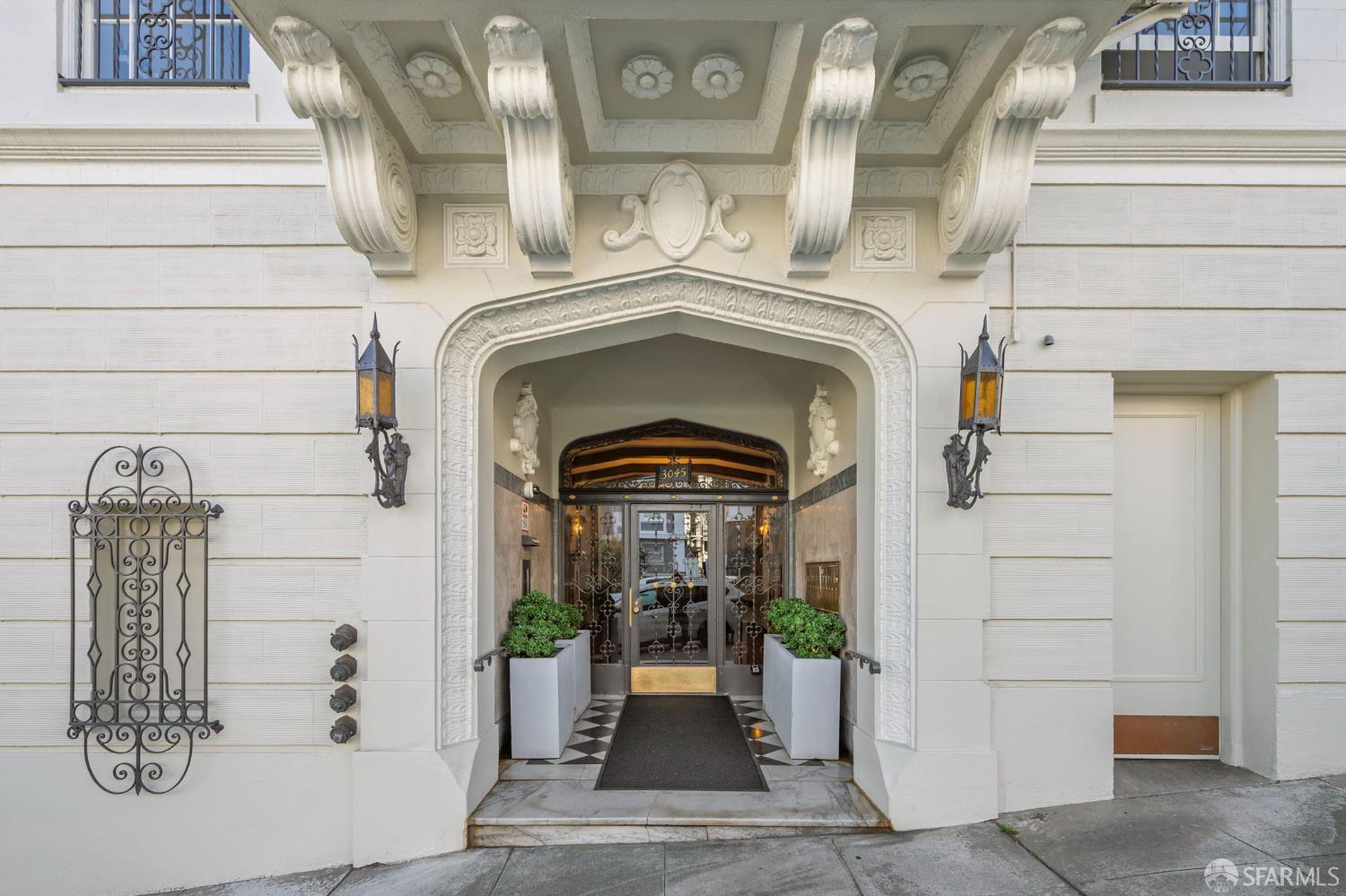 3045 Jackson Street # 504