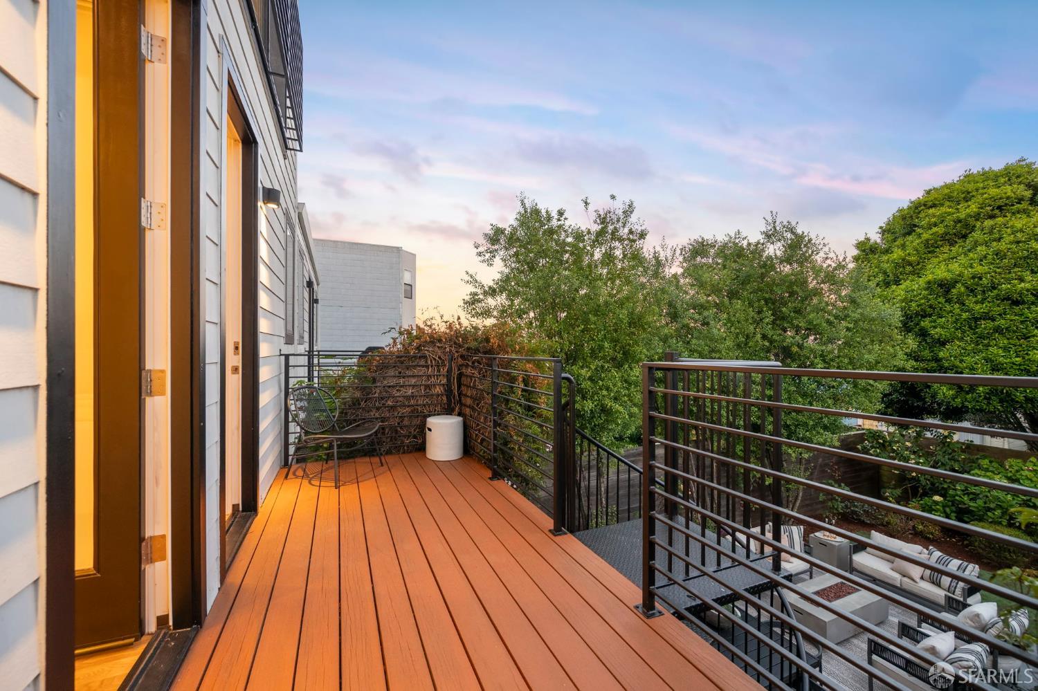 79 Caine Avenue