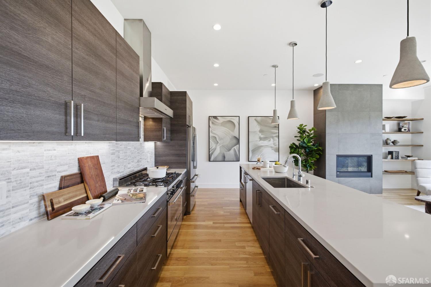 79 Caine Avenue
