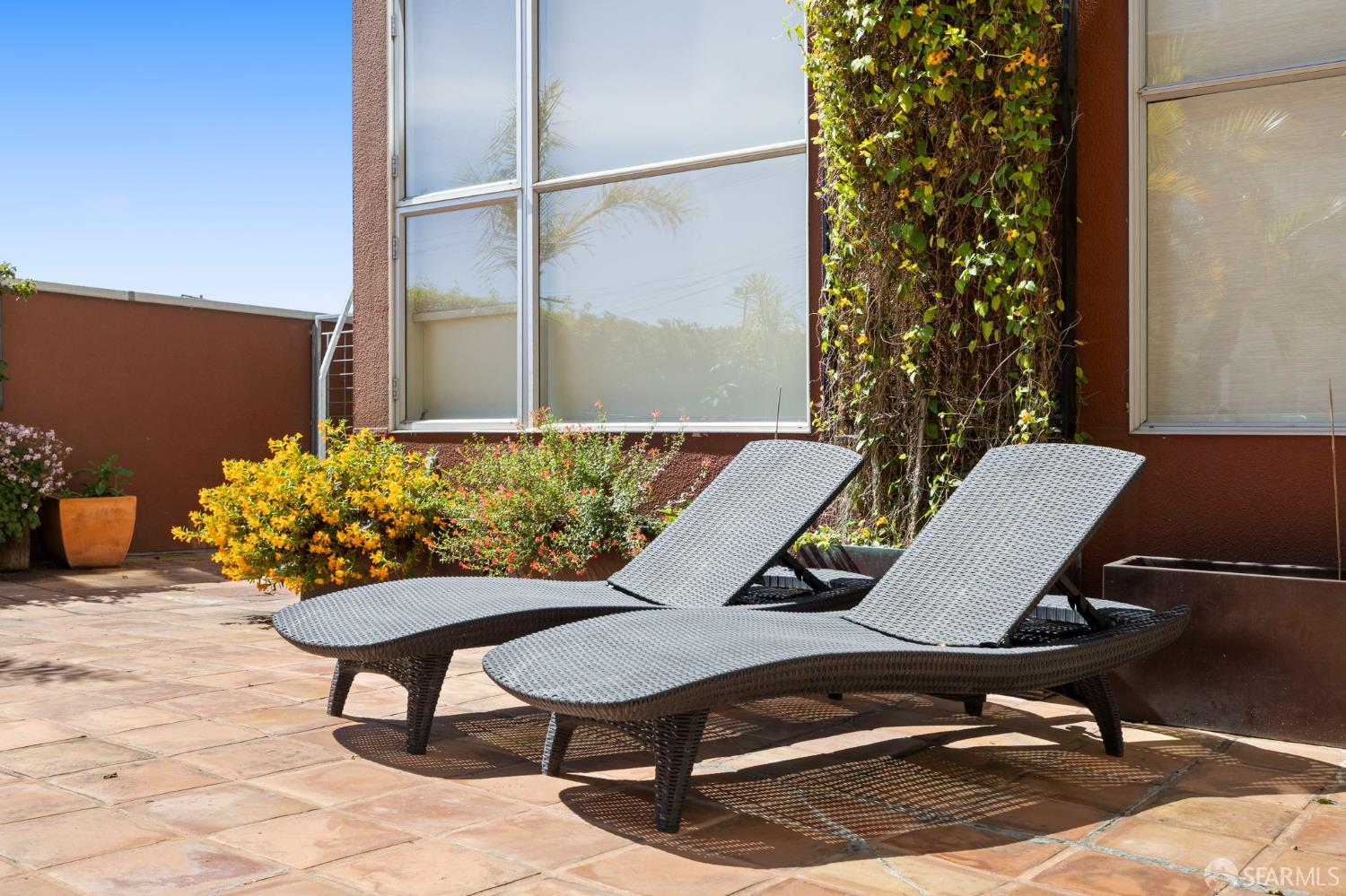 1800 Bryant Street # 105