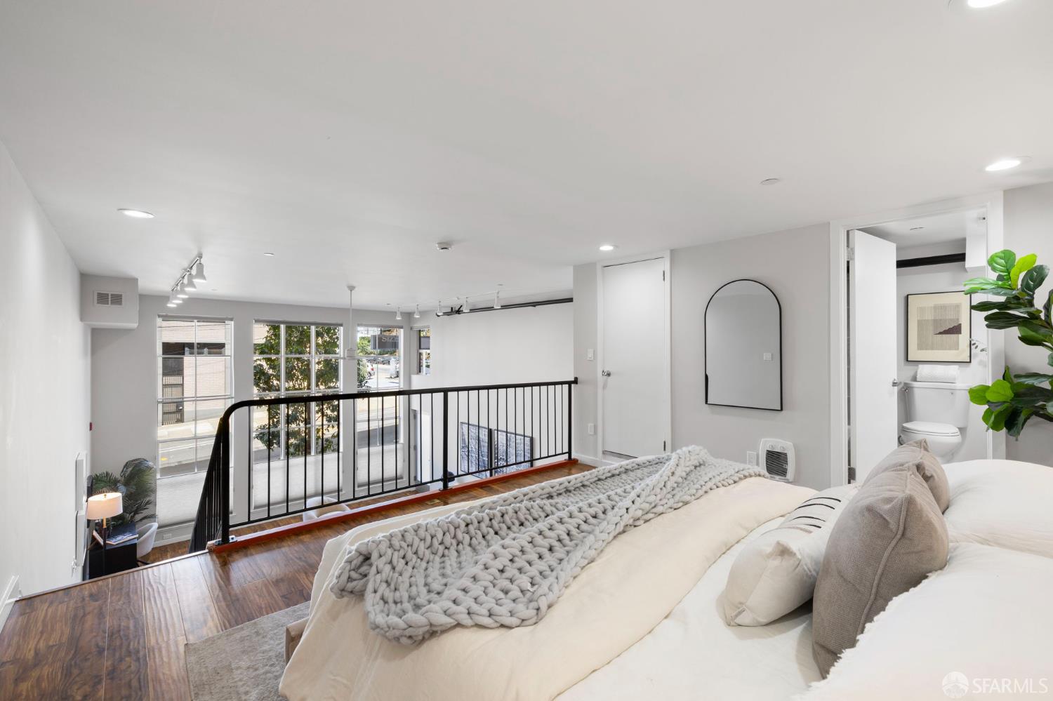 1800 Bryant Street # 105