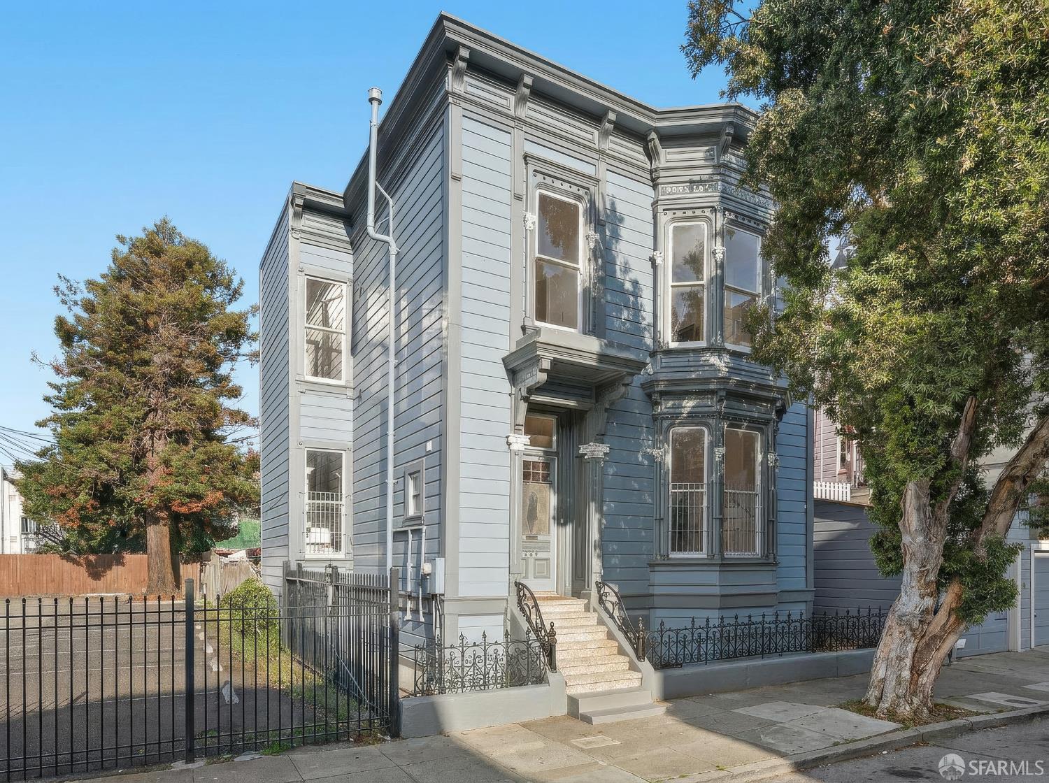 685 Capp Street