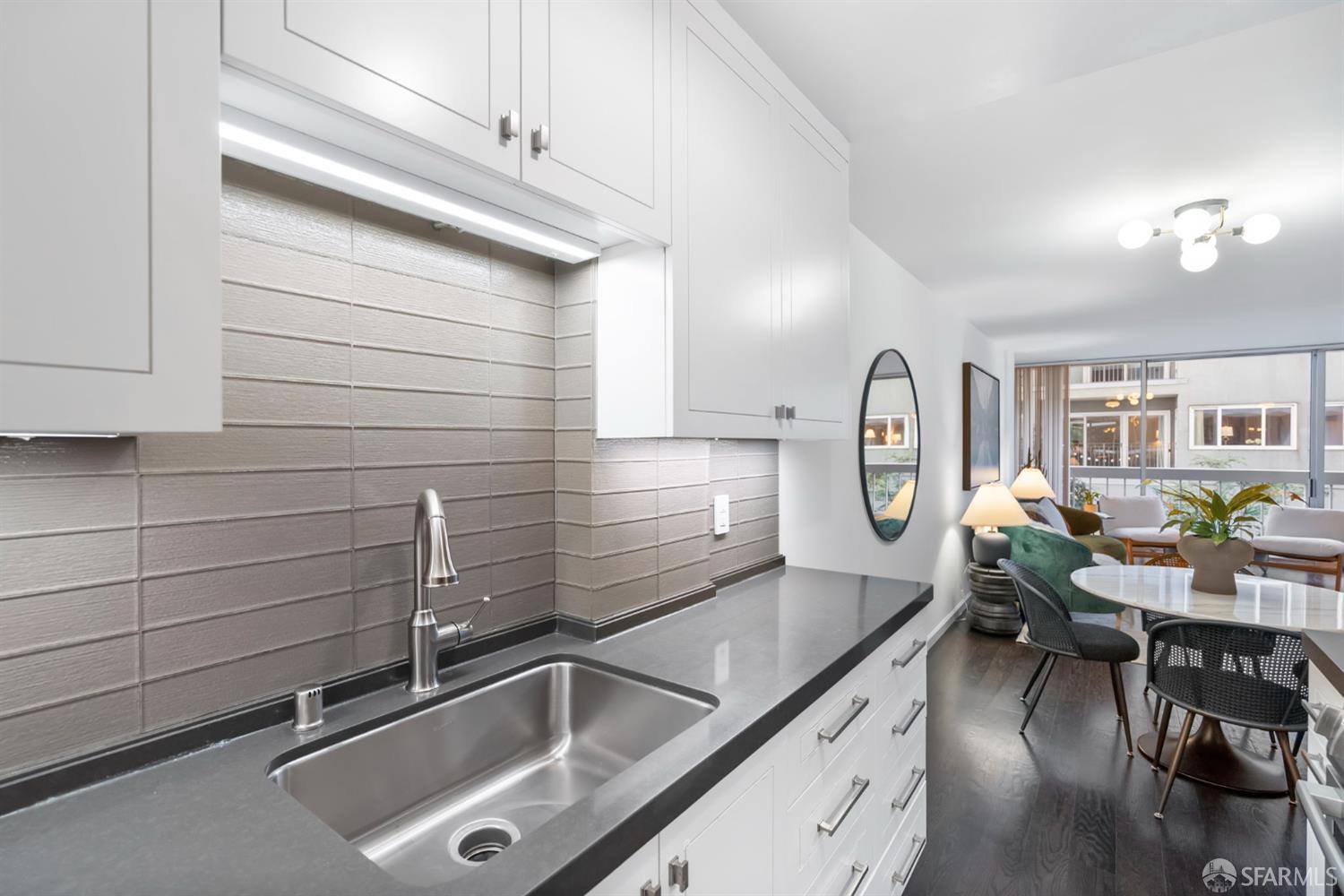 2200 Sacramento Street # 205