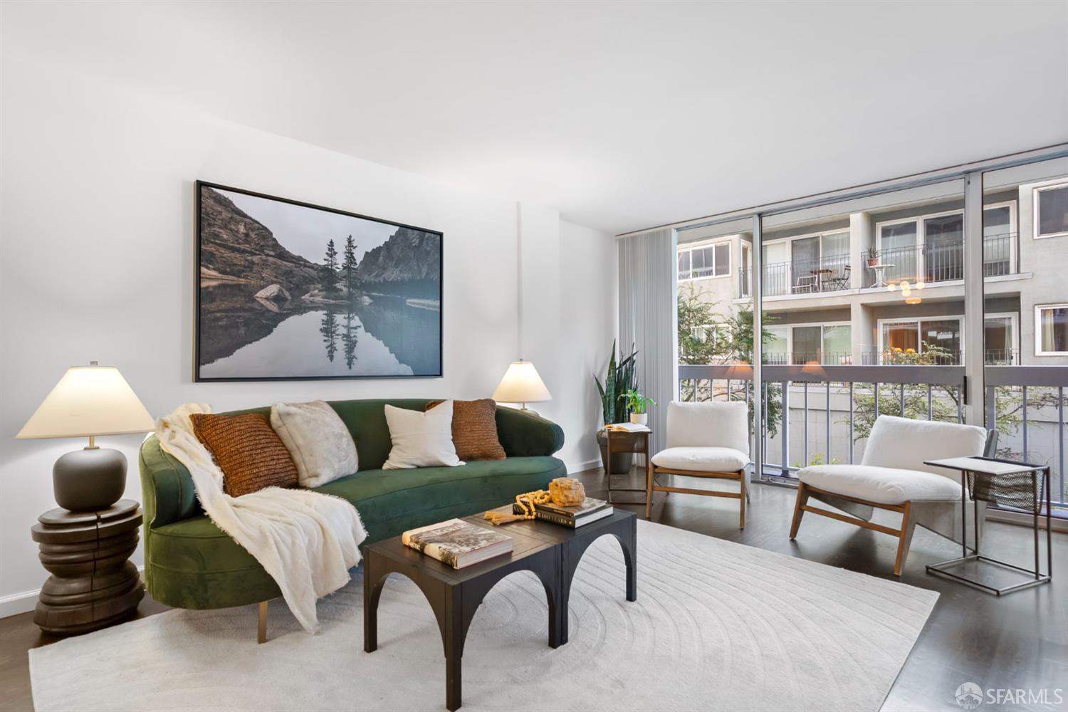 2200 Sacramento Street # 205