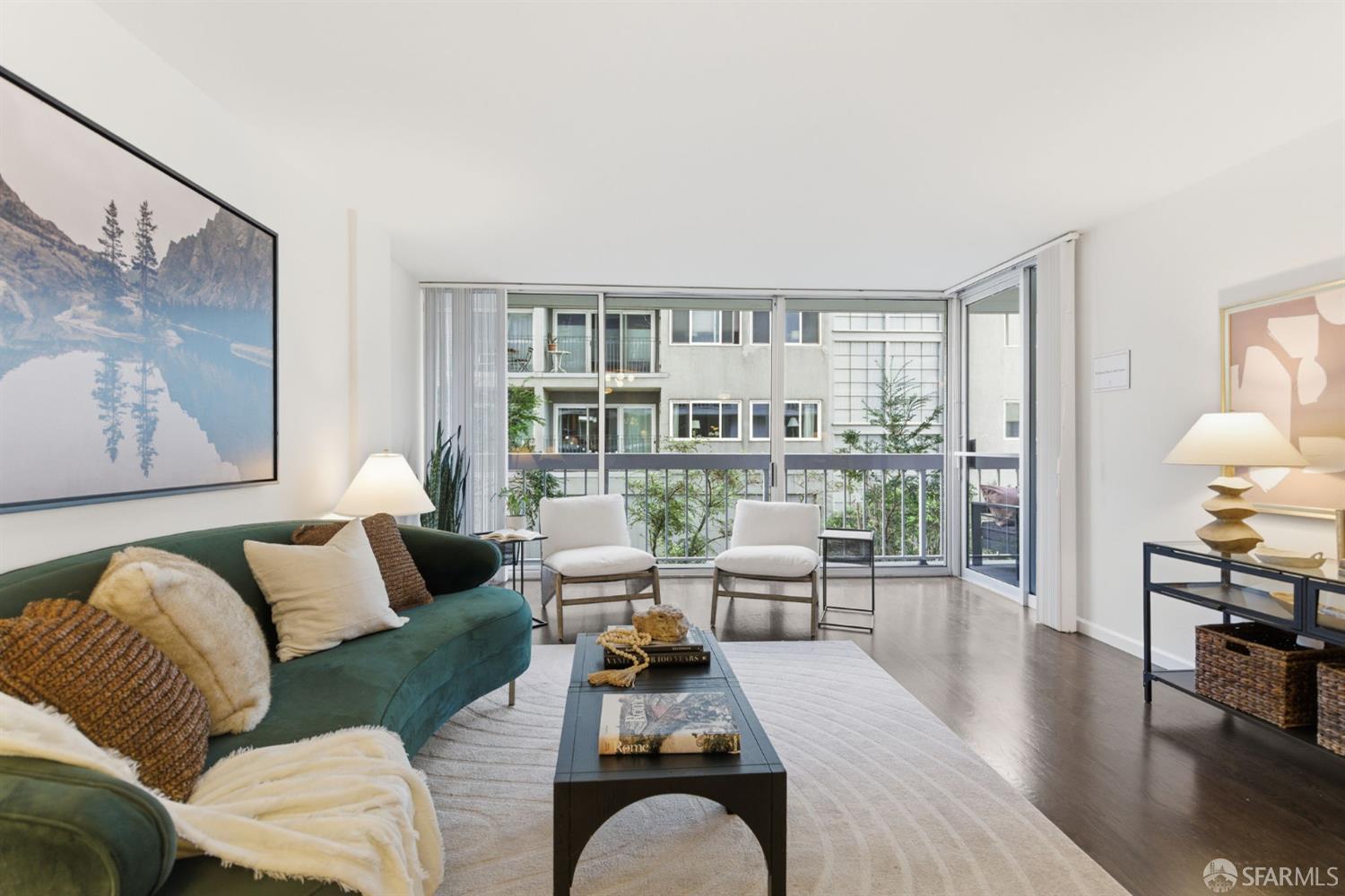 2200 Sacramento Street # 205