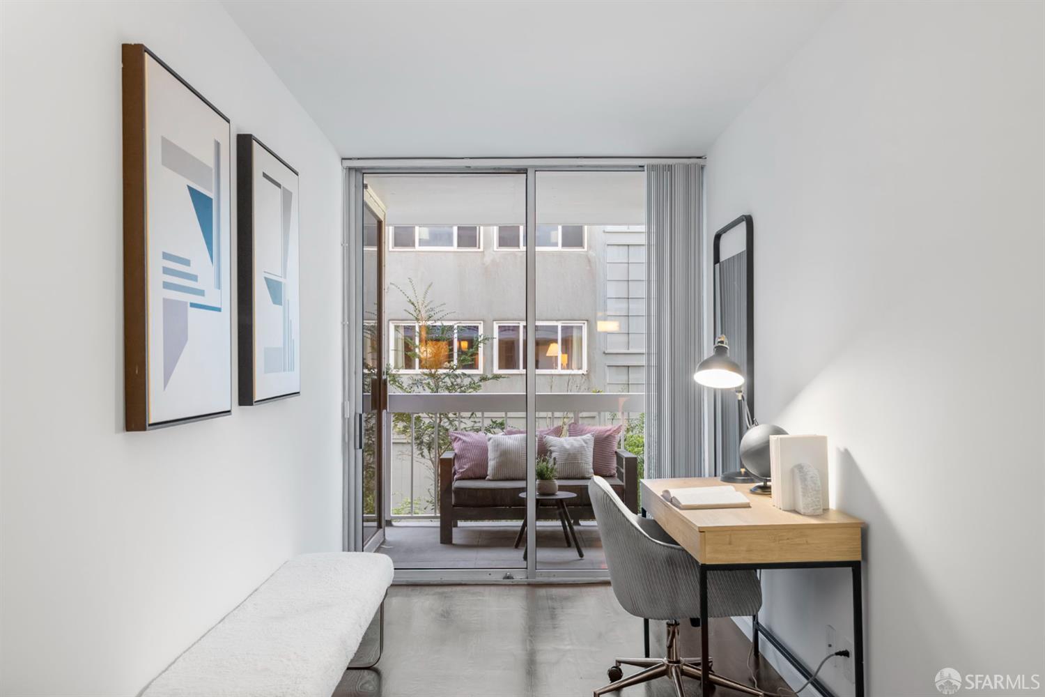 2200 Sacramento Street # 205