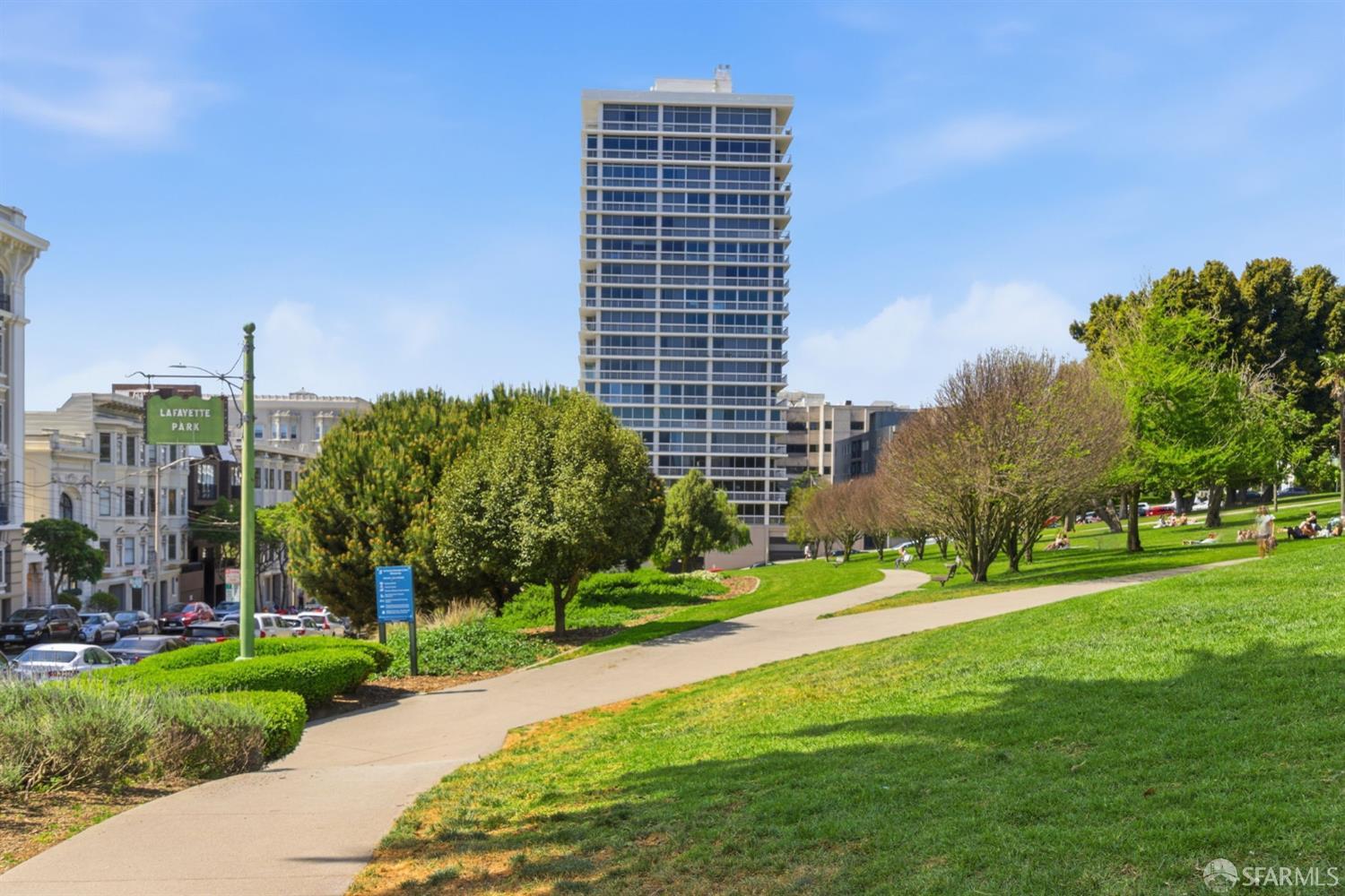 2200 Sacramento Street # 205