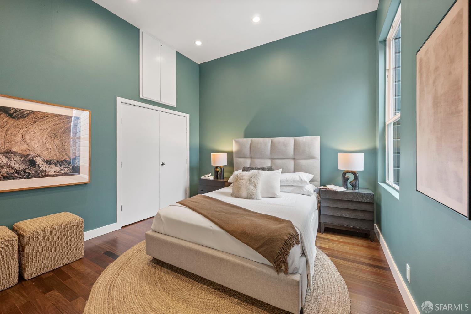 541 Divisadero Street