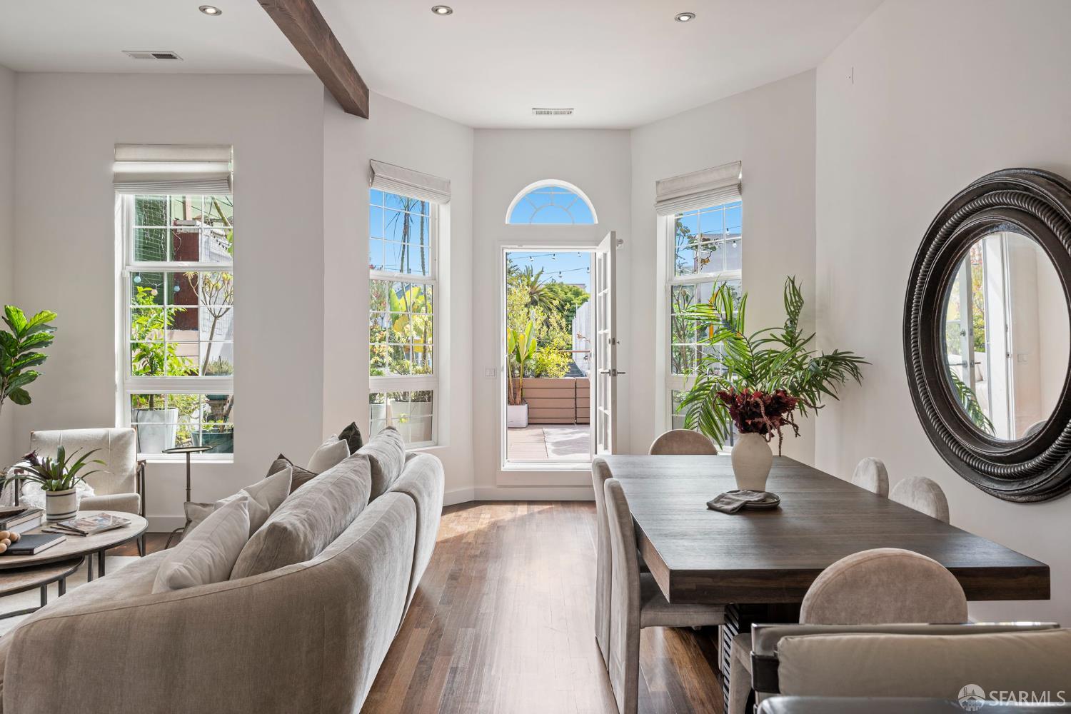 541 Divisadero Street