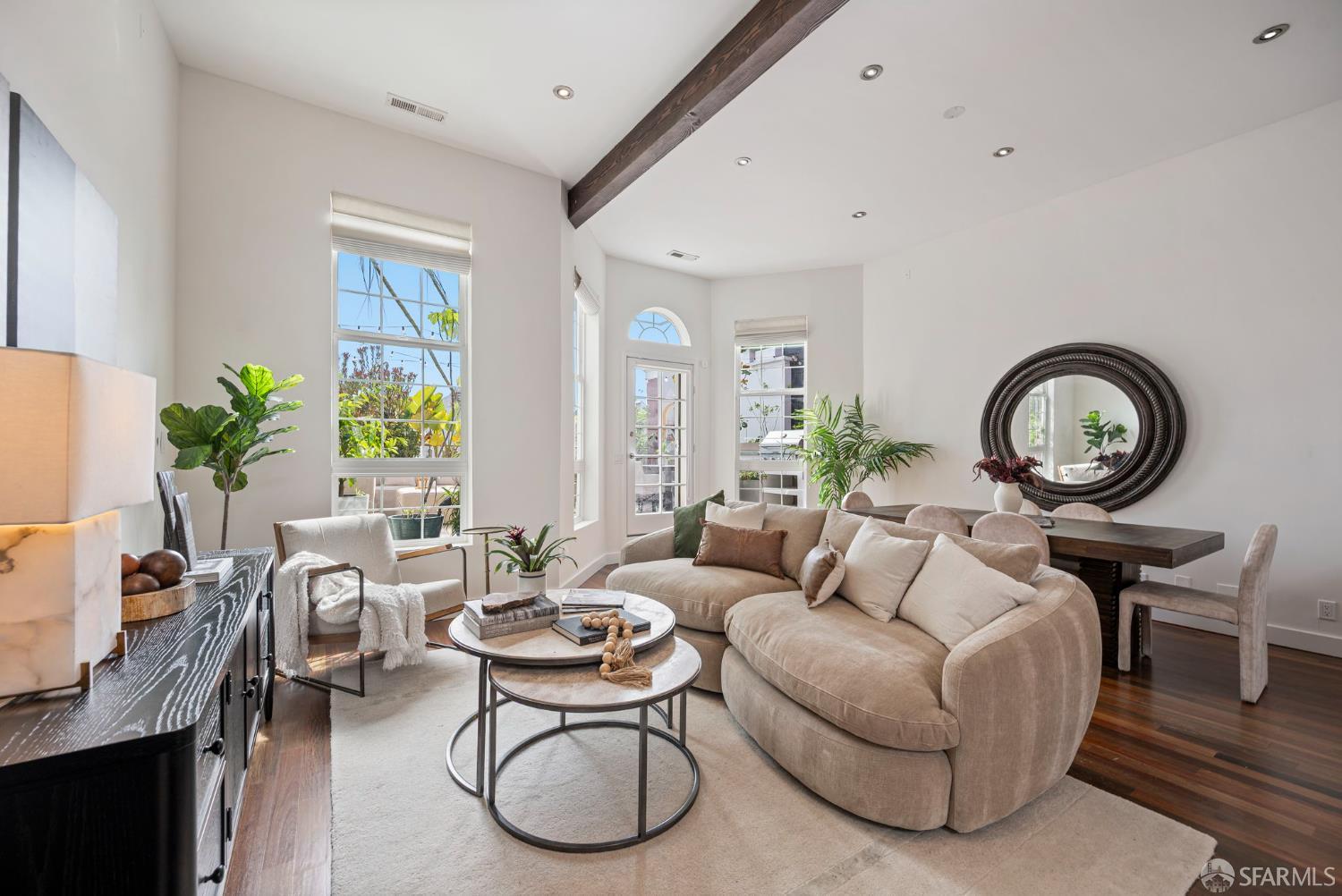 541 Divisadero Street