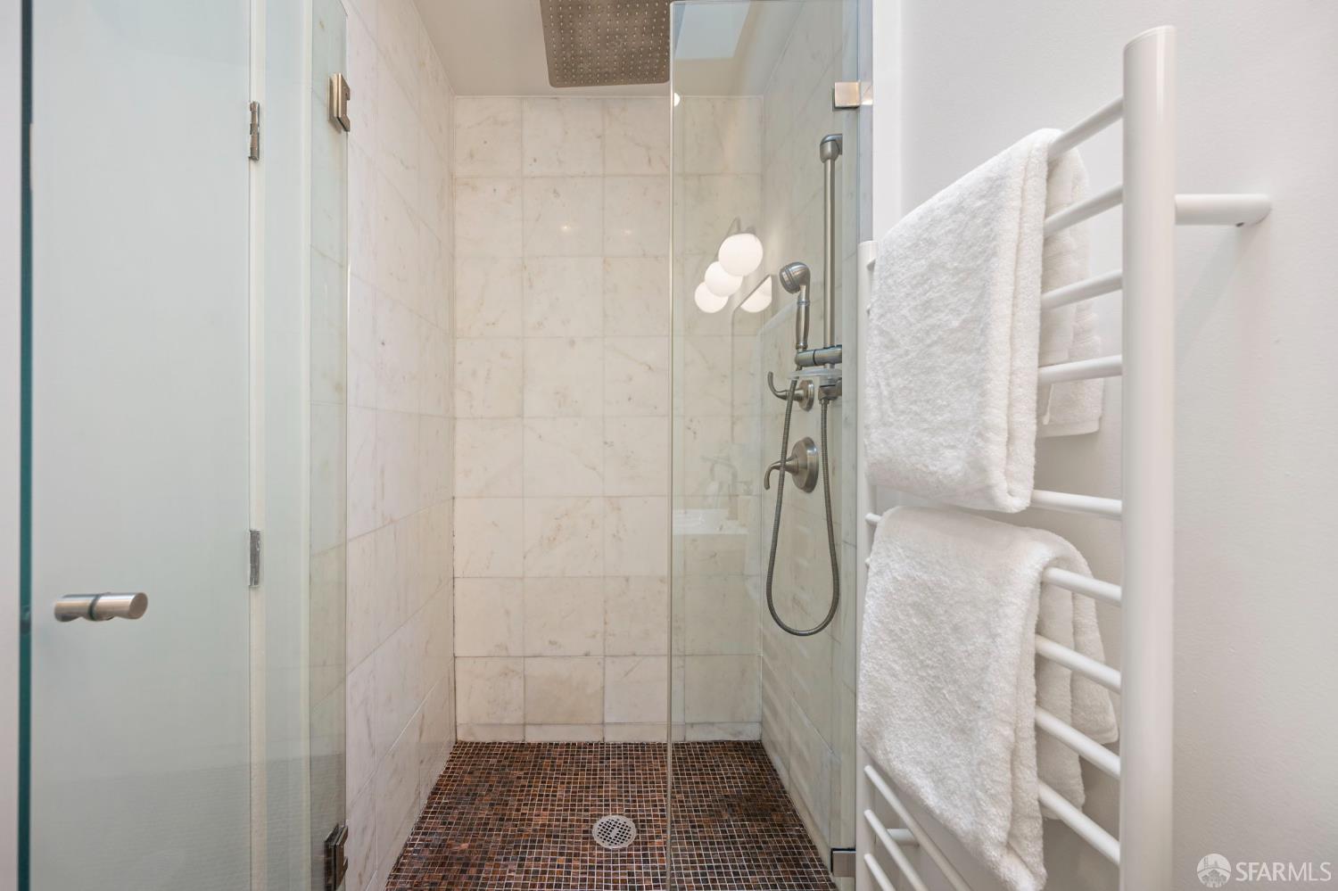 541 Divisadero Street