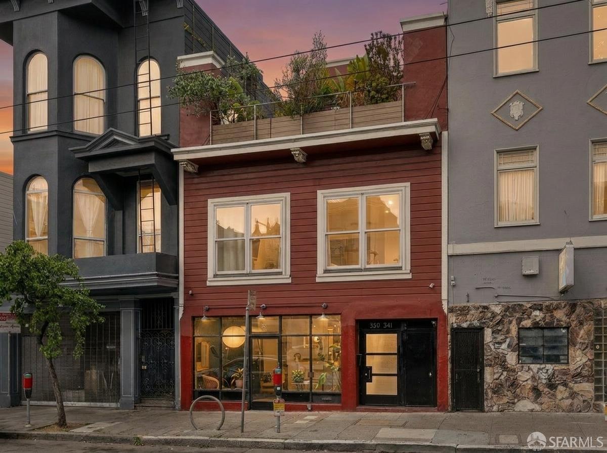 541 Divisadero Street