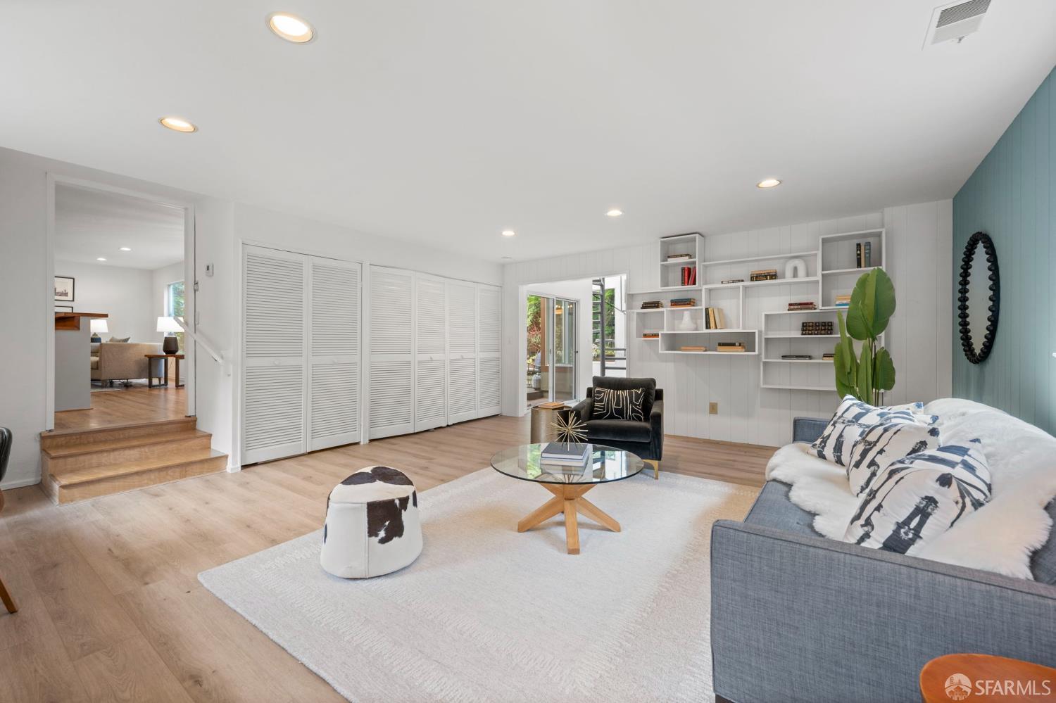 2241 Valleywood Drive