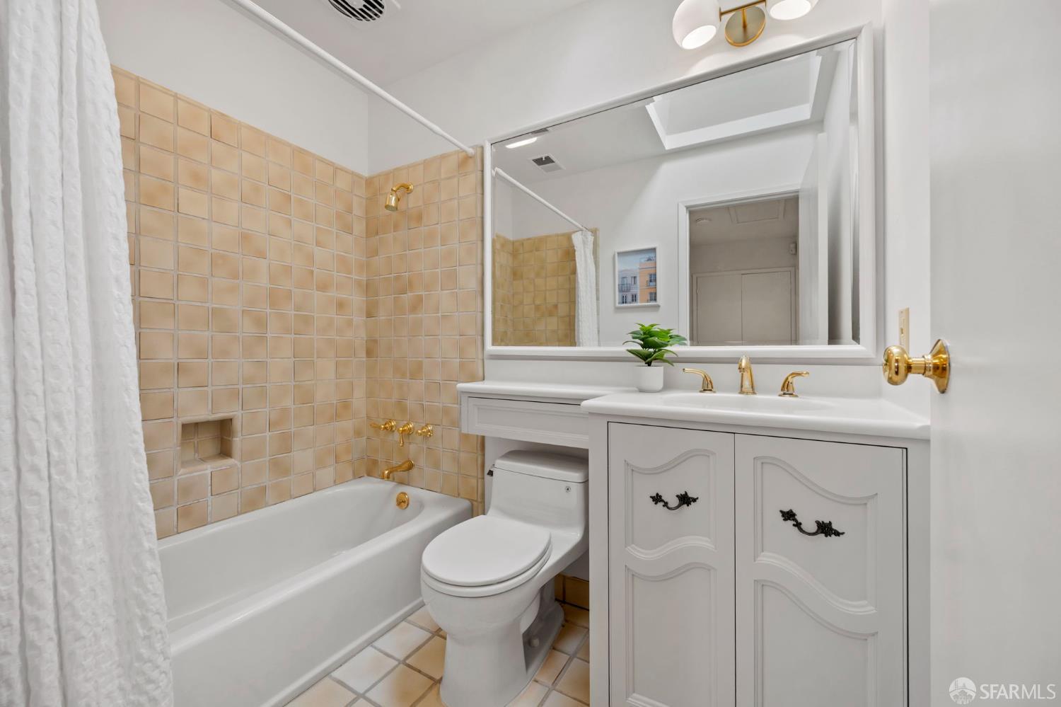 2241 Valleywood Drive