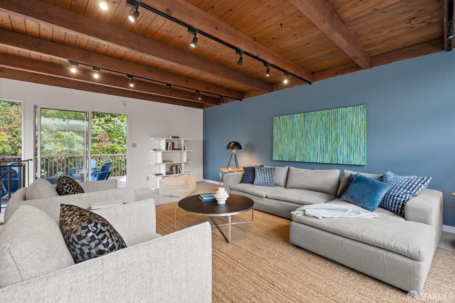 2241 Valleywood Drive