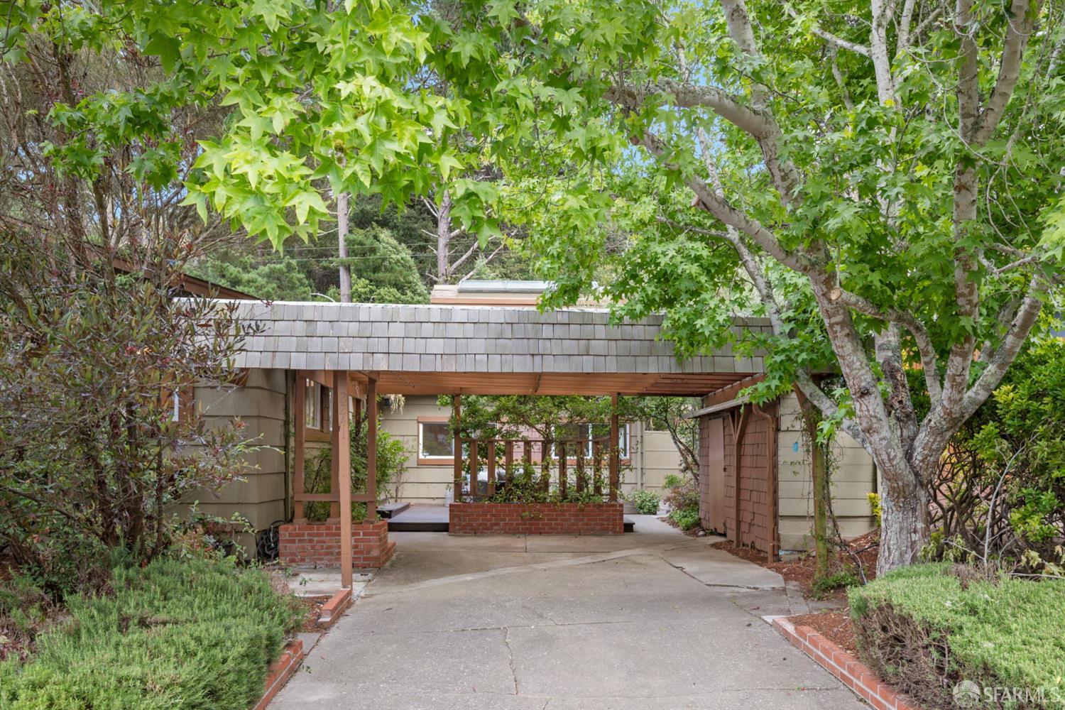 2241 Valleywood Drive