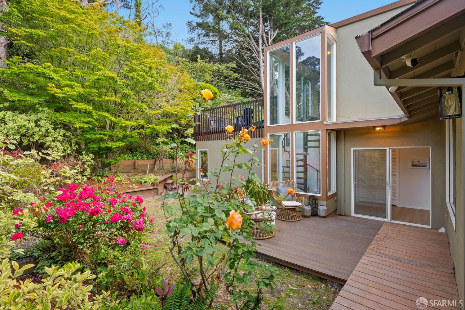 2241 Valleywood Drive