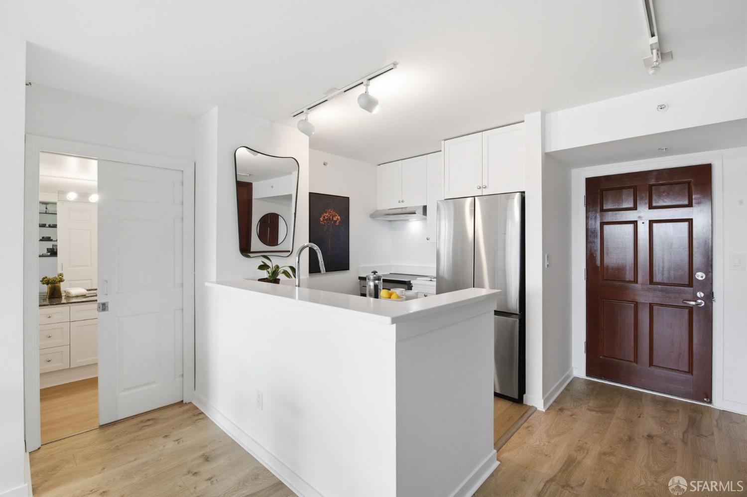 1483 Sutter Street # 1002