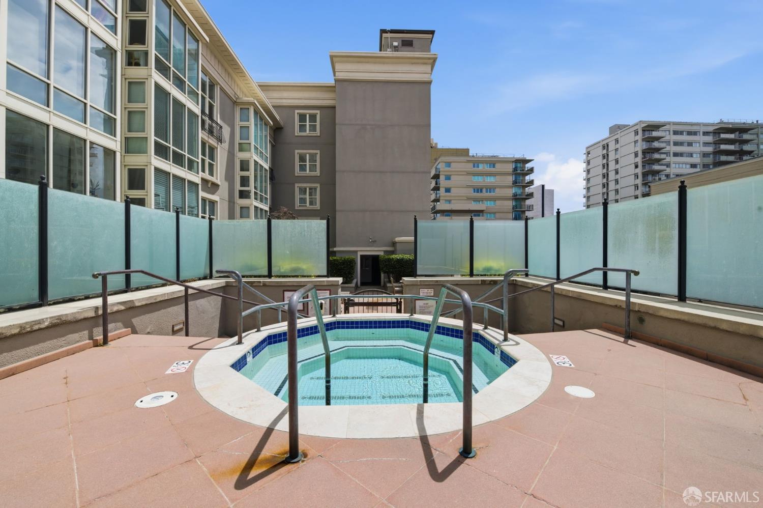 1483 Sutter Street # 1002