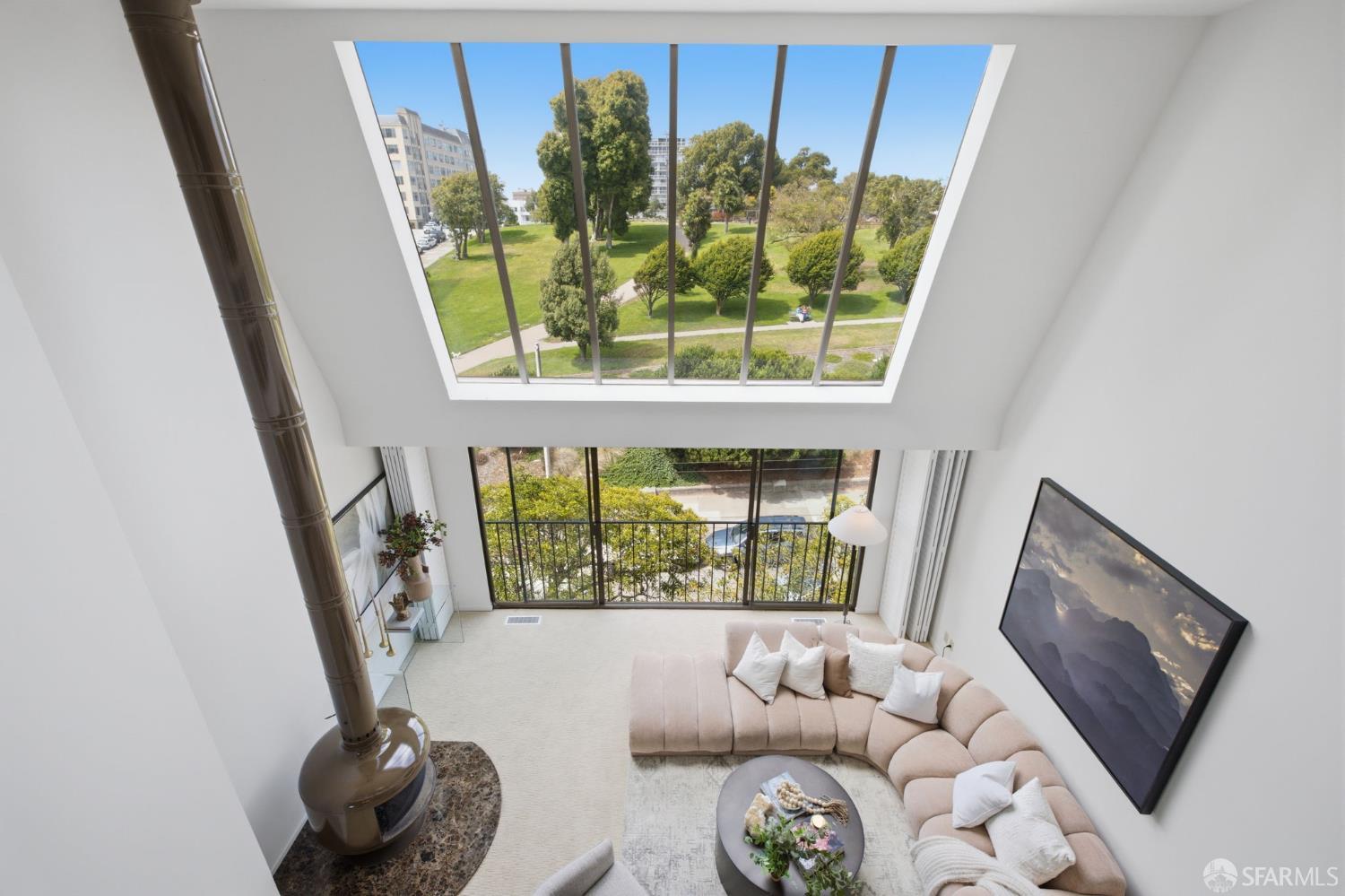 2171 Sacramento Street # 13