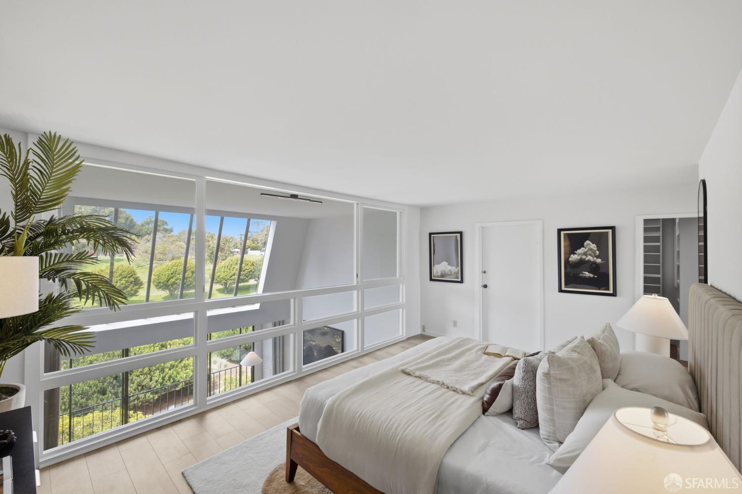 2171 Sacramento Street # 13