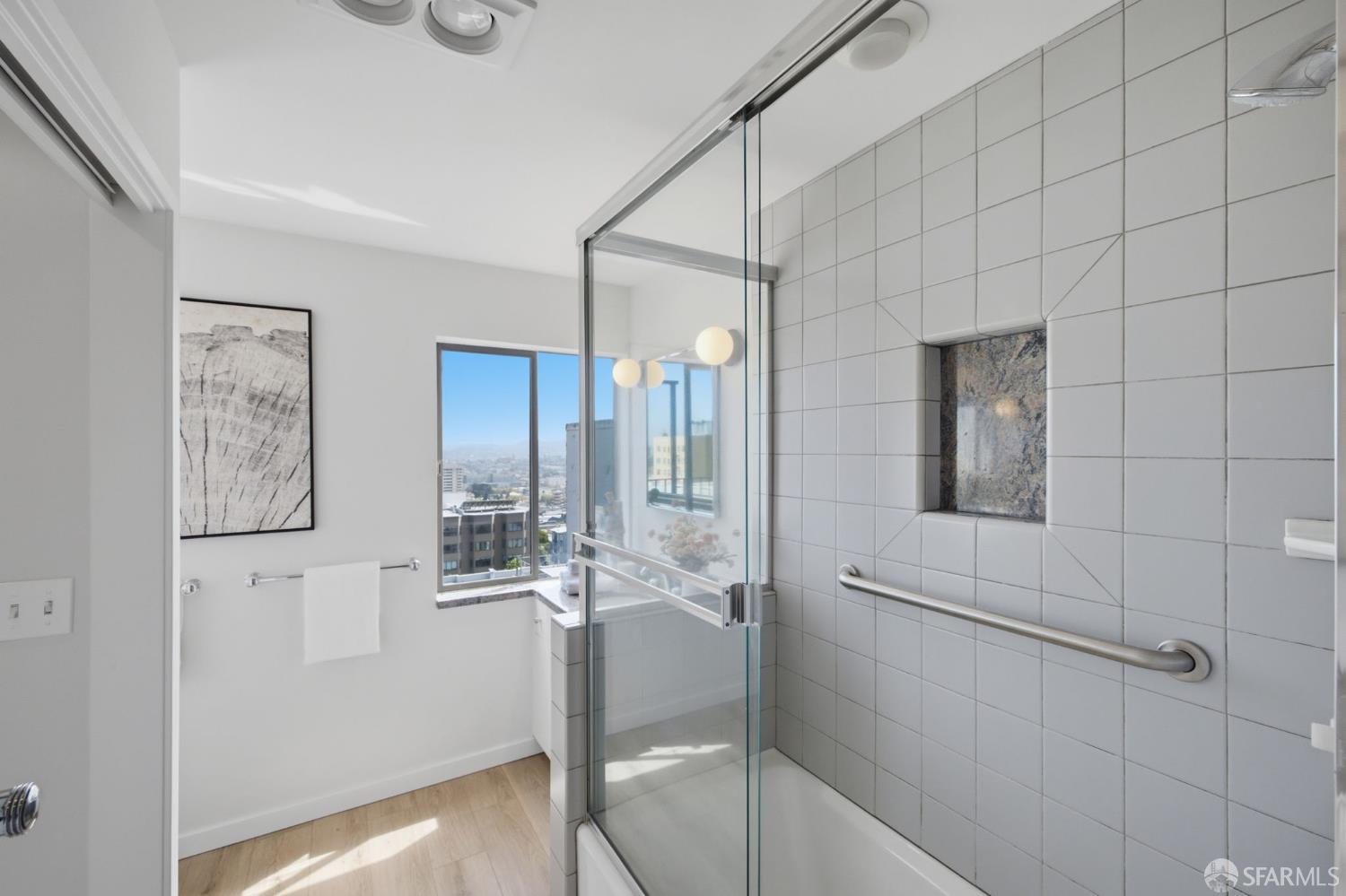 2171 Sacramento Street # 13