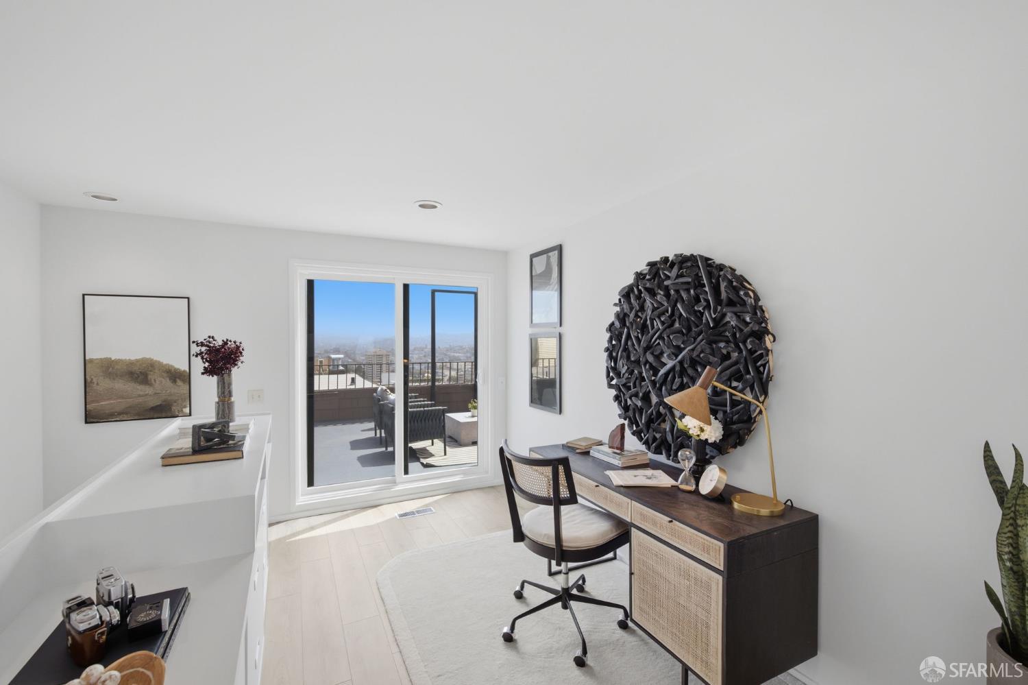 2171 Sacramento Street # 13