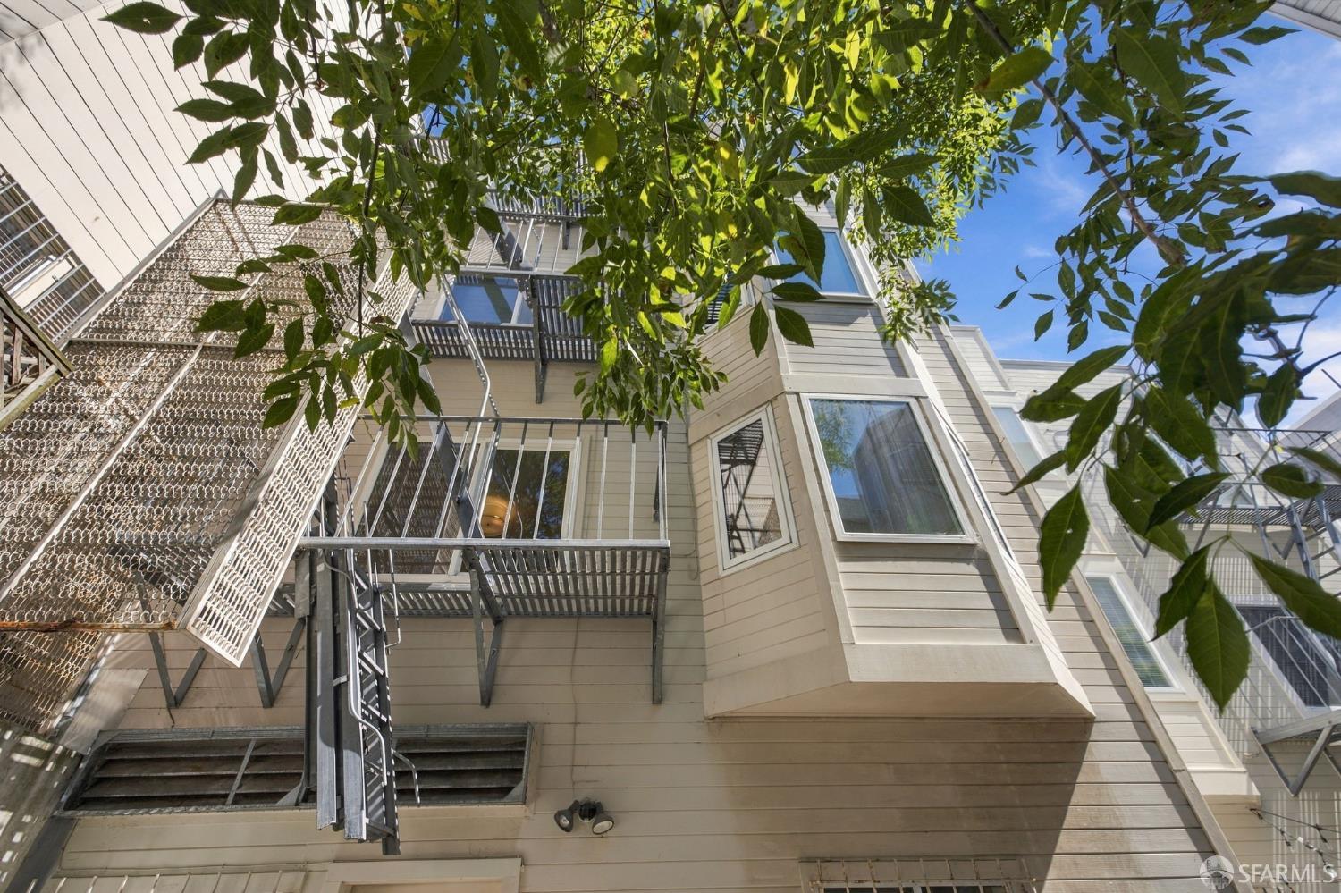875 Masonic Avenue # 100