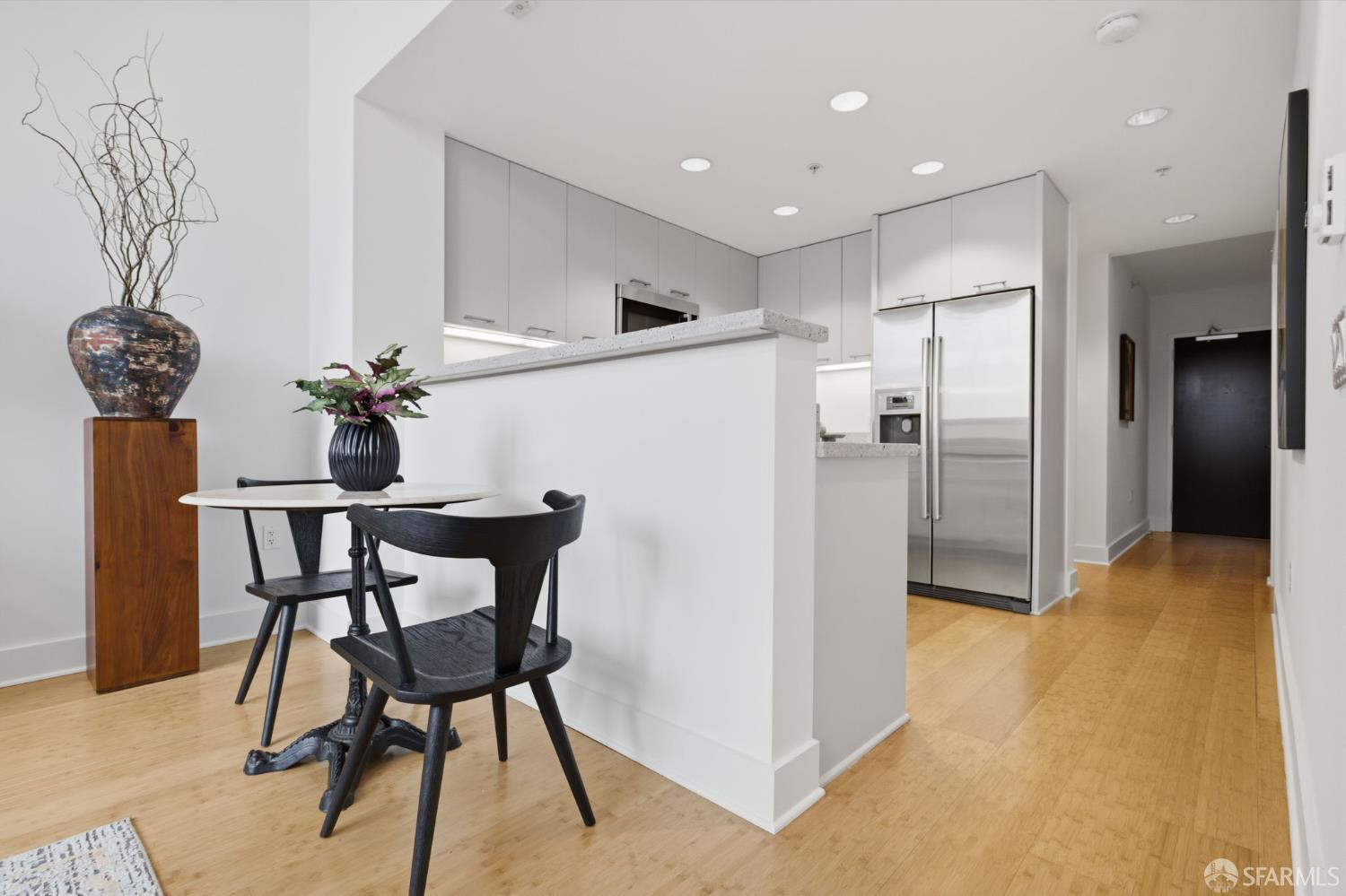 181 W Ofarrell Street # 307