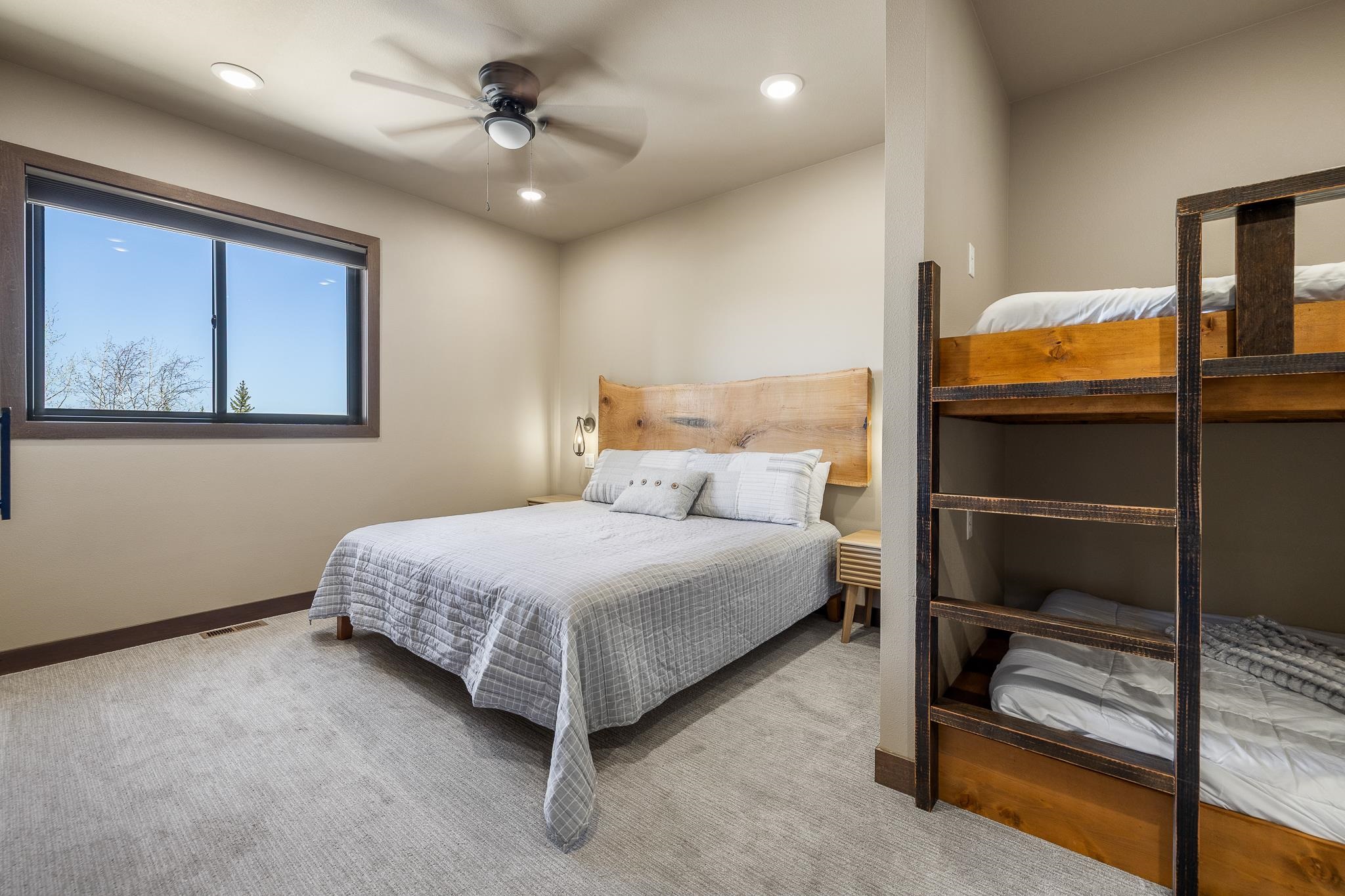 11270 Overlook Pass