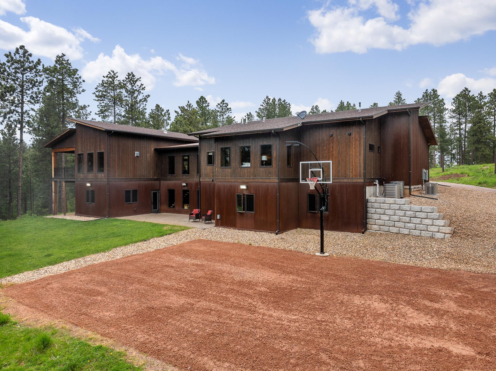 2287 Pasque Loop