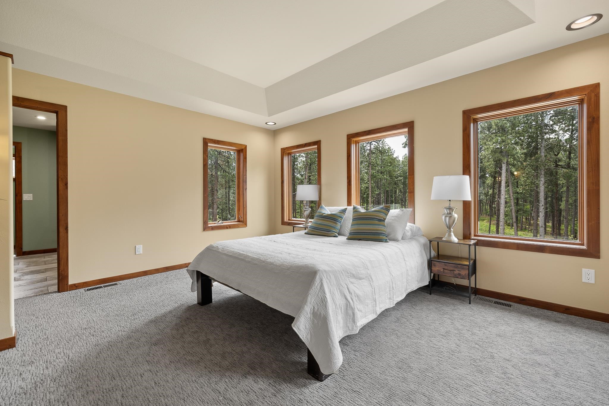 2287 Pasque Loop