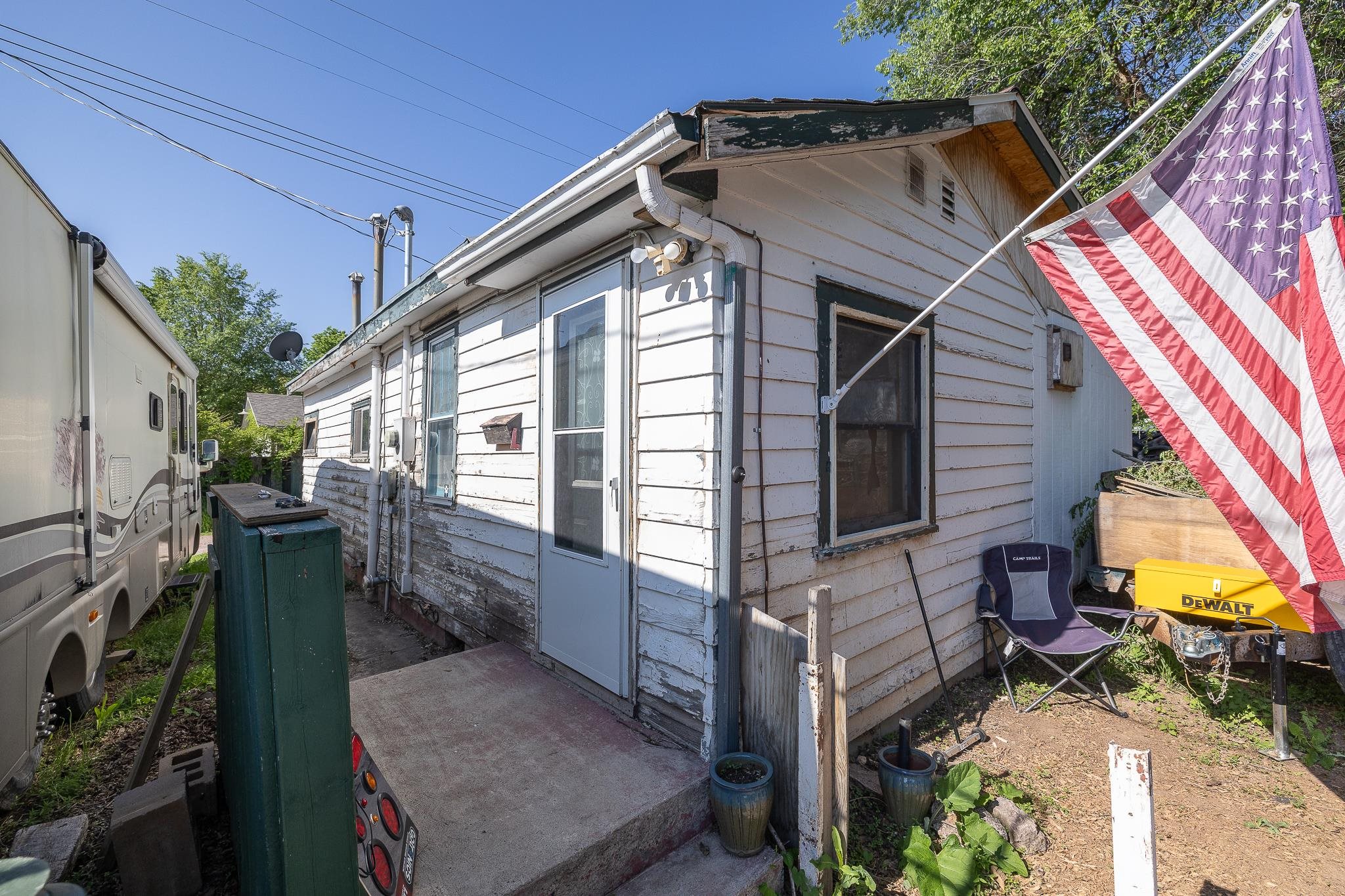 1835 University Avenue