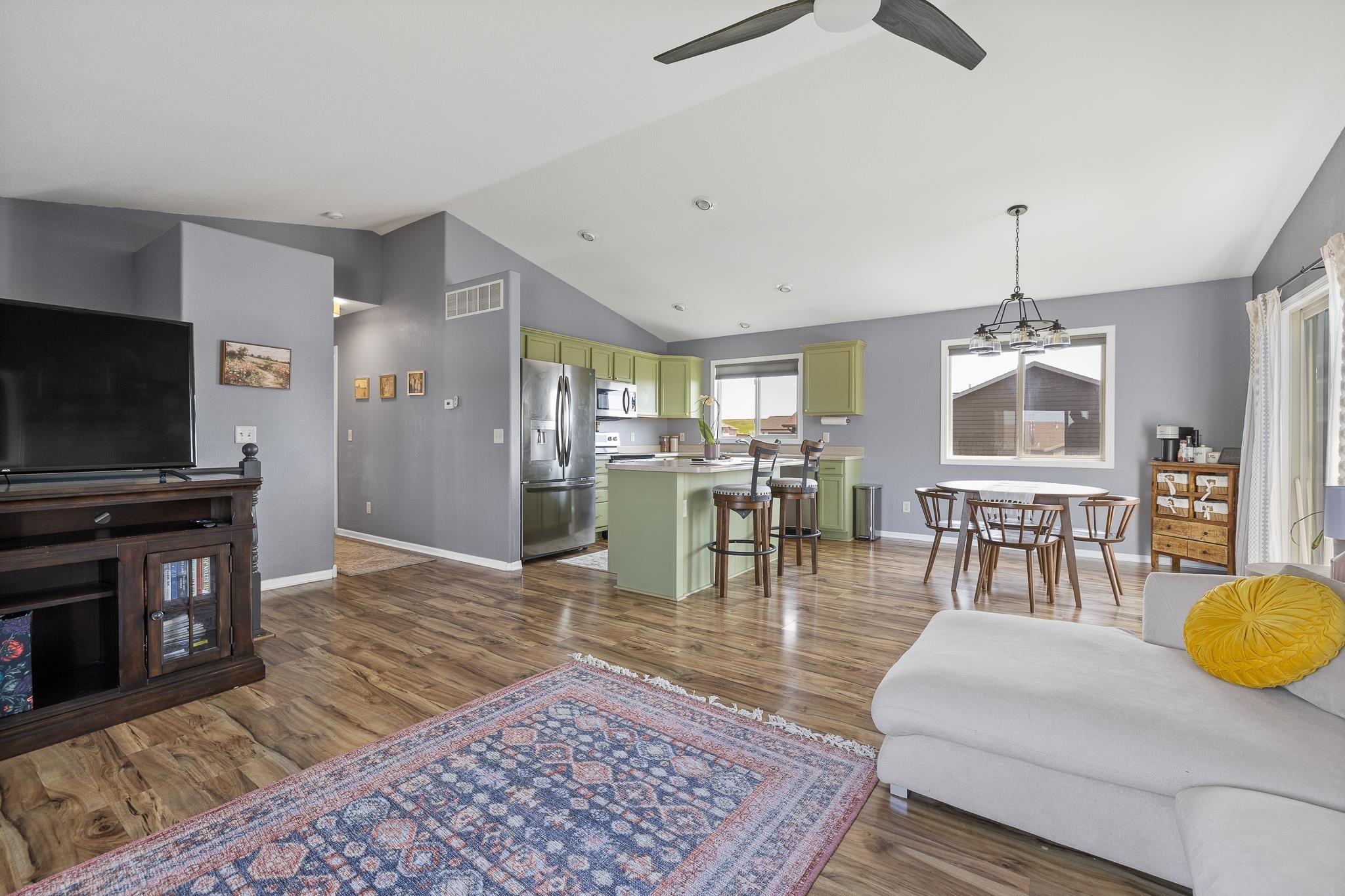 112 Springer Drive