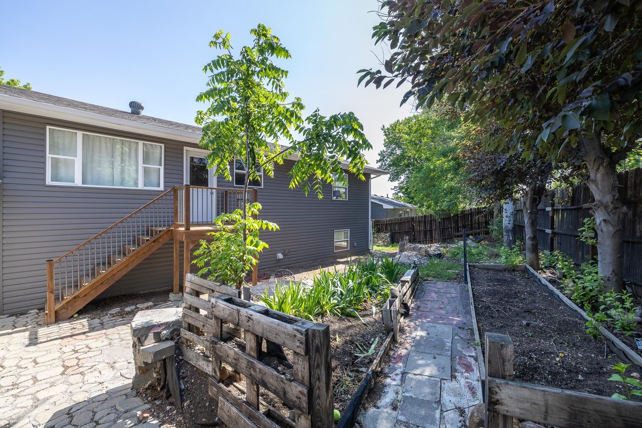 921 Antares Ct