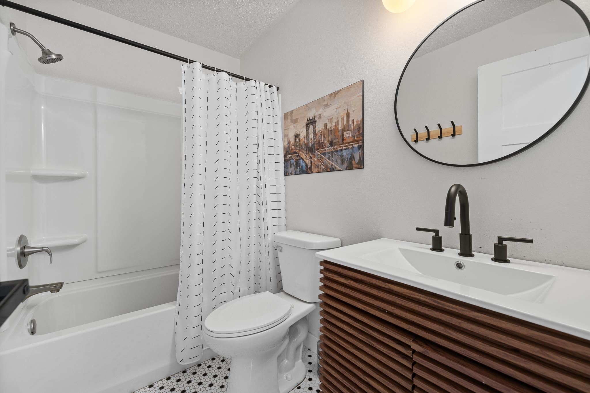 921 Antares Ct