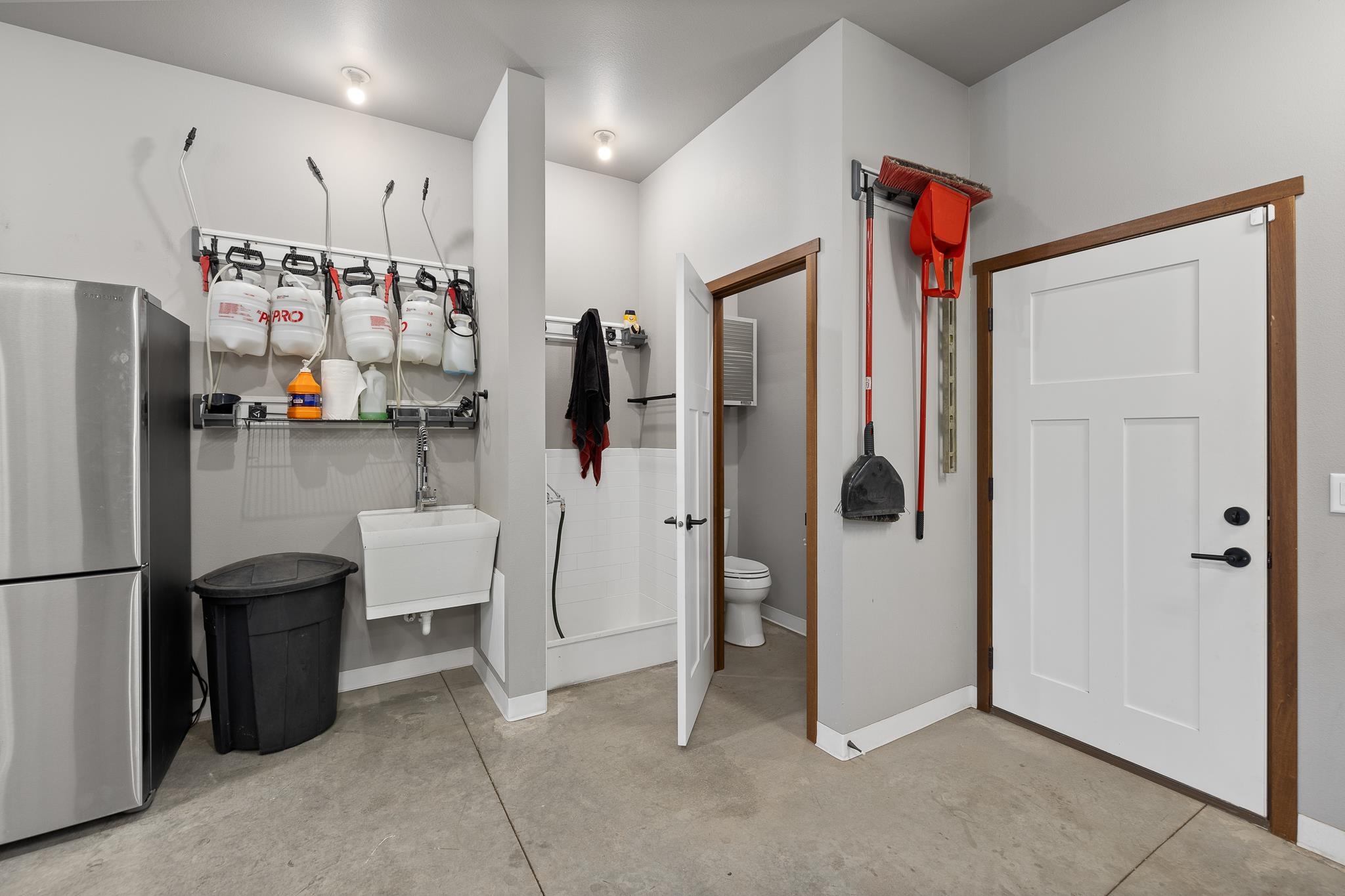 5515 Wildwood Drive