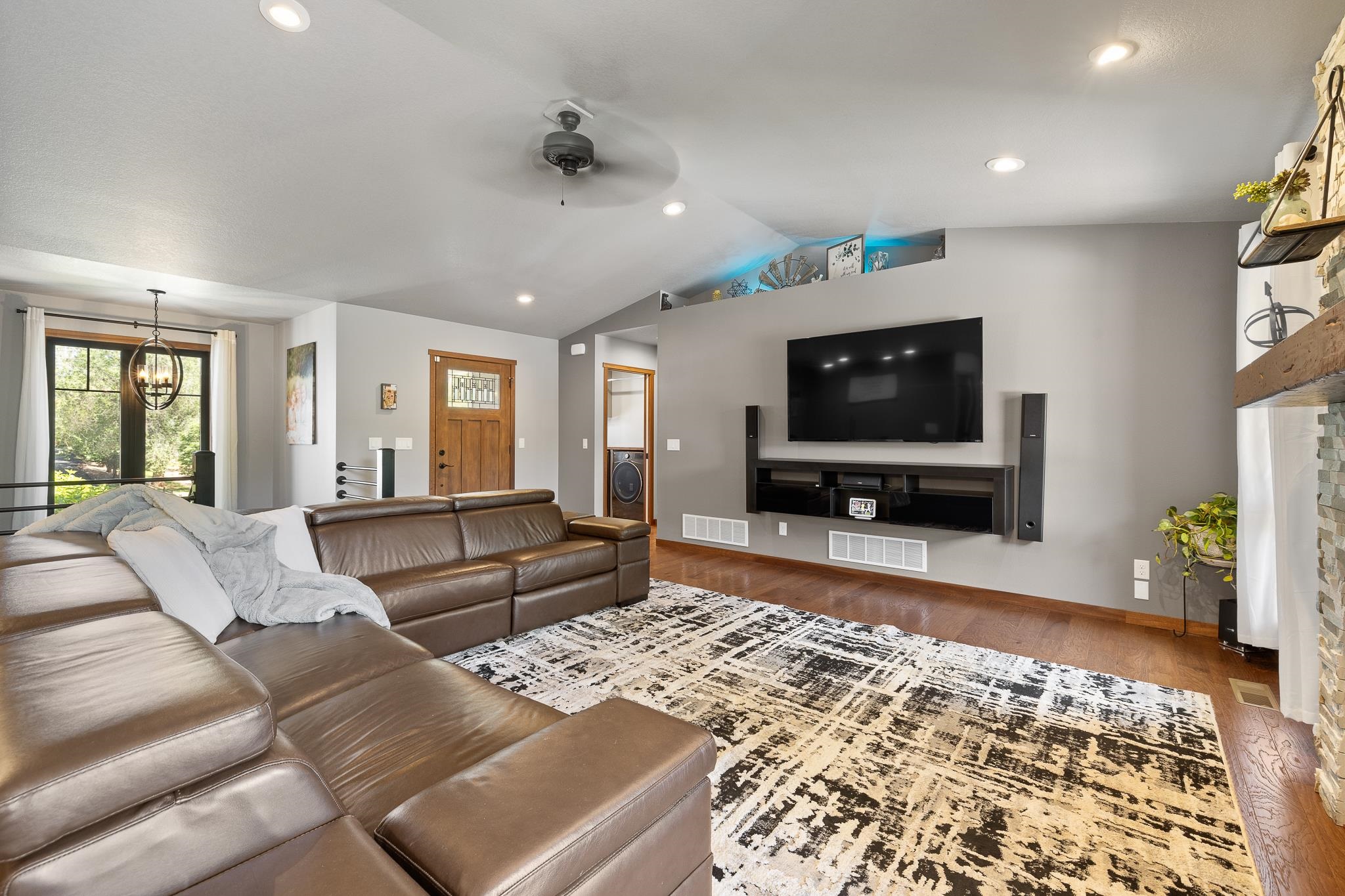 5515 Wildwood Drive