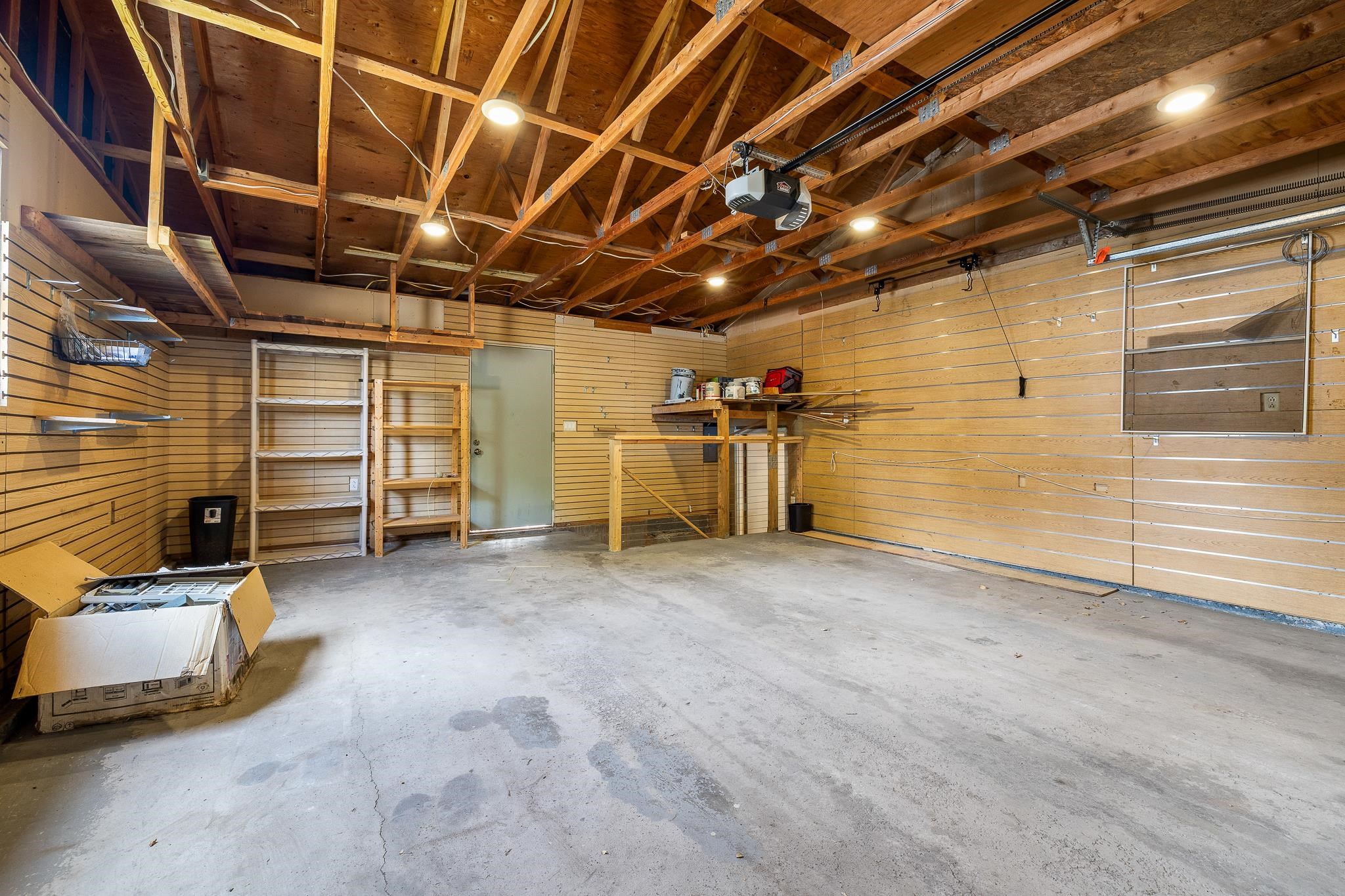 3240 Meadowbrook Drive