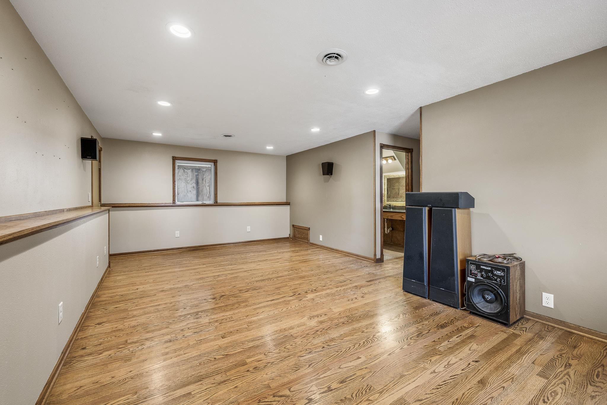 3240 Meadowbrook Drive