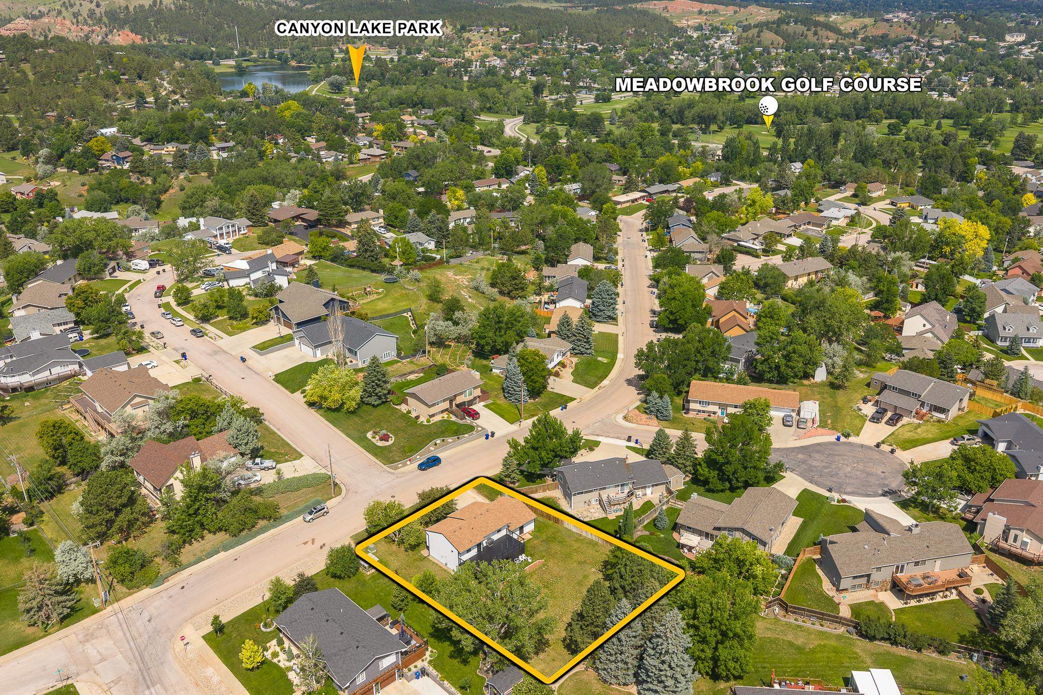 3240 Meadowbrook Drive